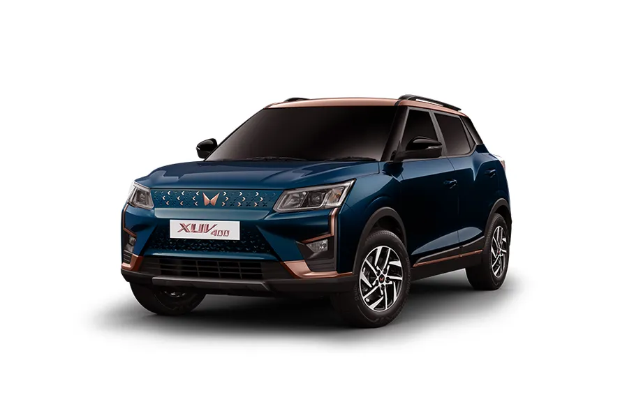 Mahindra XUV400 EV EL Pro 39.5 kWh in Nebula Blue