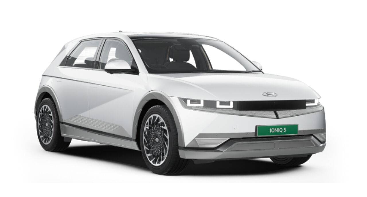 Hyundai Ioniq 5 in Optic White