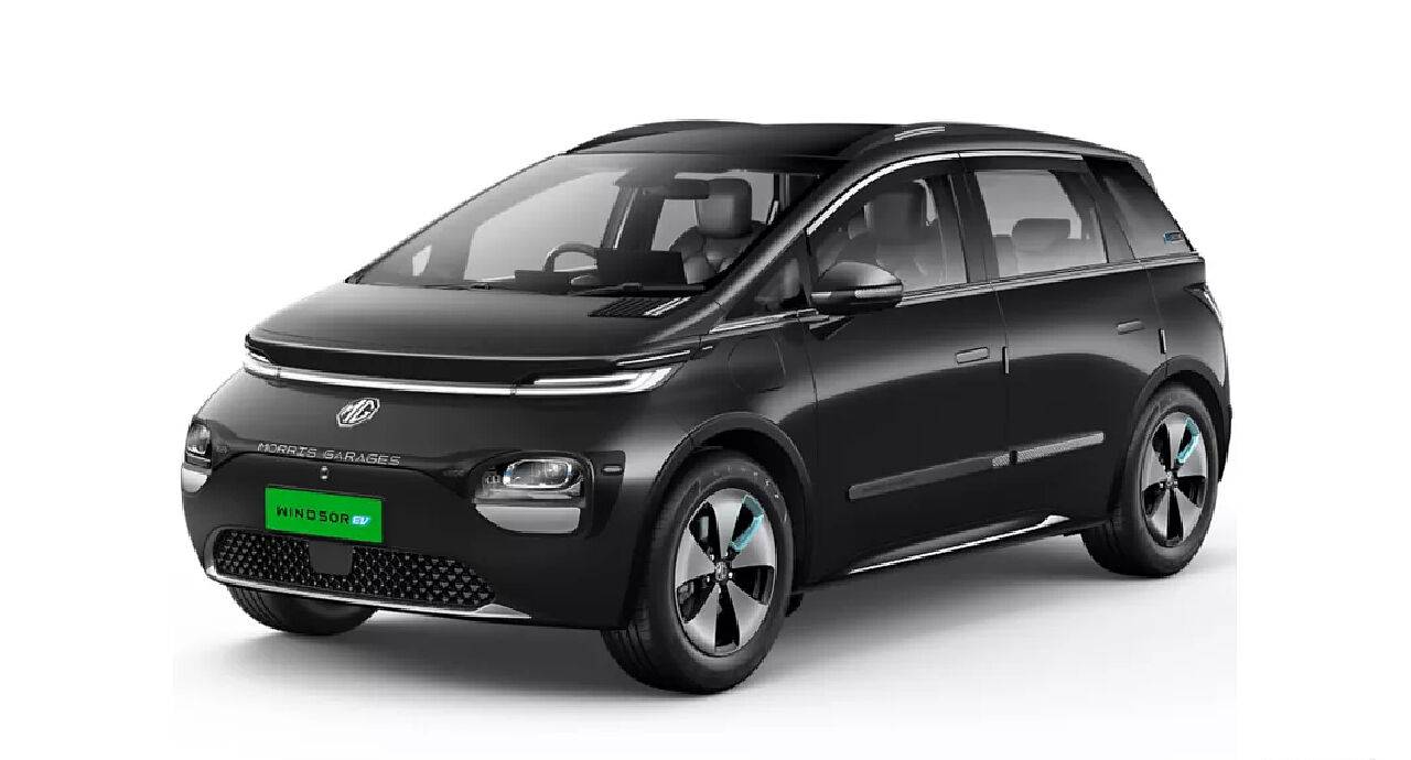 MG Windsor EV Excite in Starburst Black