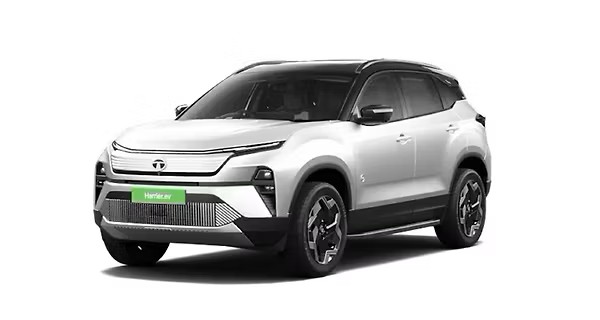 Tata Harrier EV Fearless Plus 65kWh RWD in Pristine White