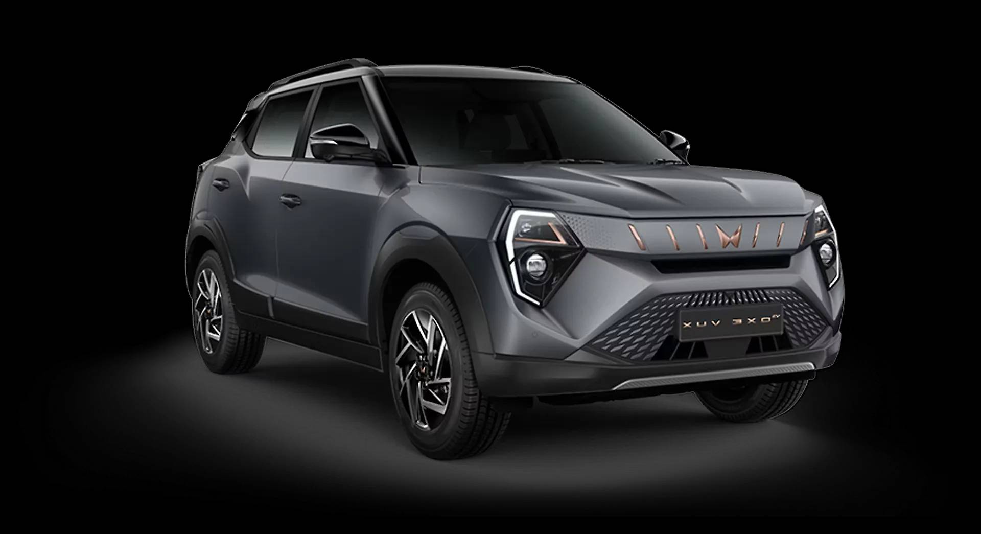 Mahindra 3XO EV AX7L in Galaxy Grey