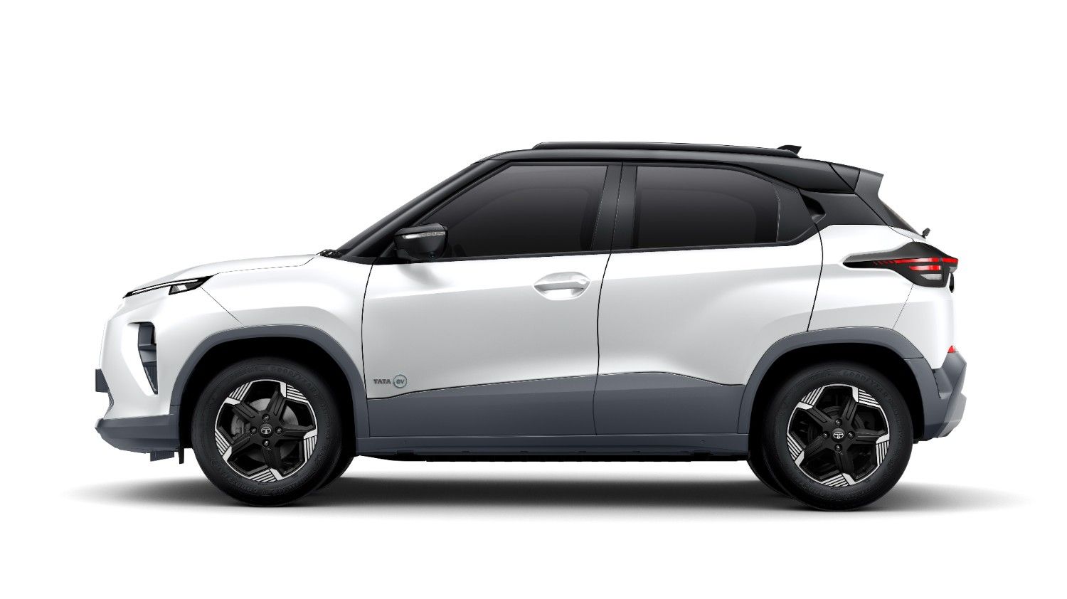 Tata Punch EV Empowered 40 in Pristine White