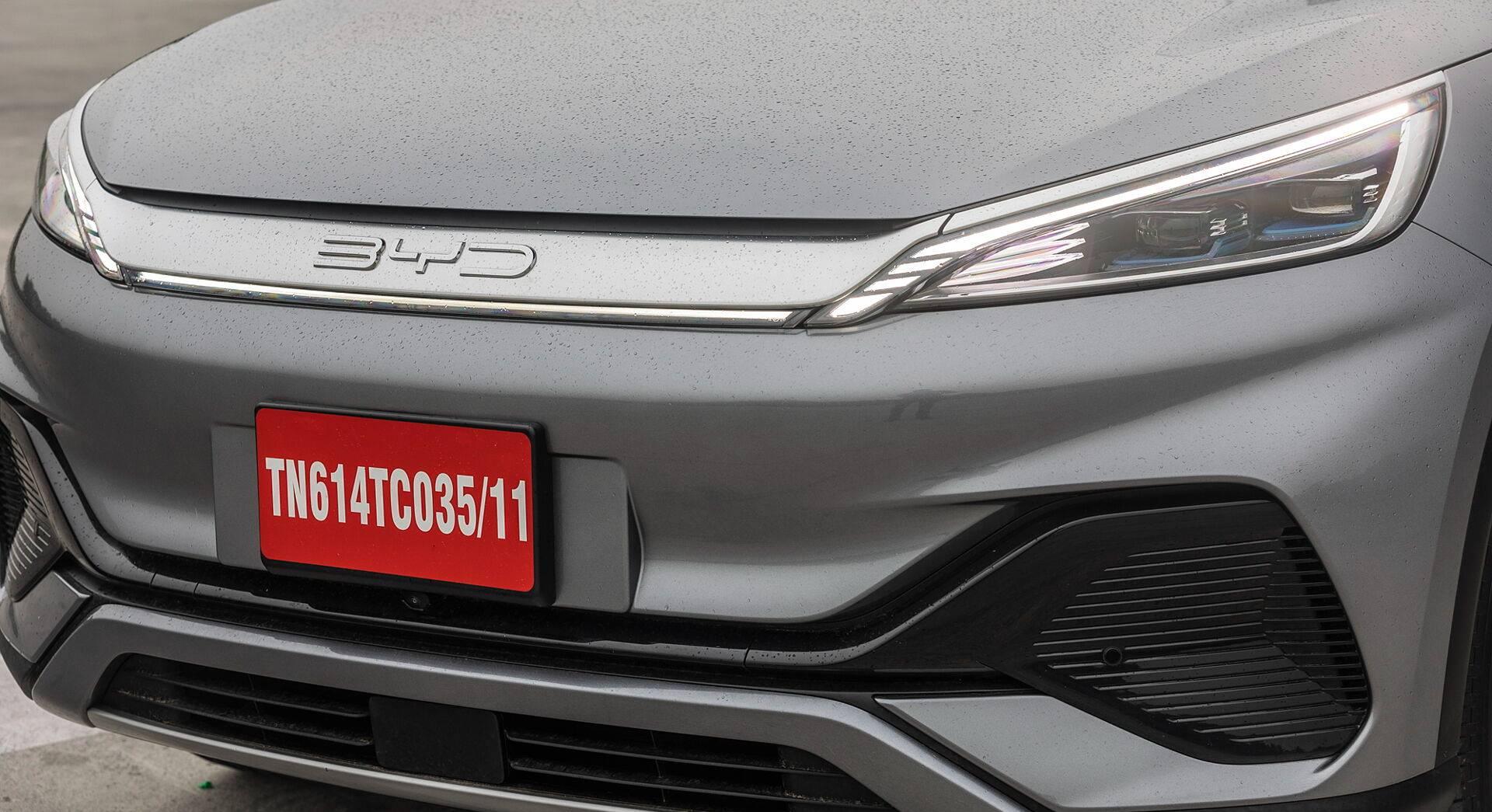 BYD ATTO 3 exterior view 5