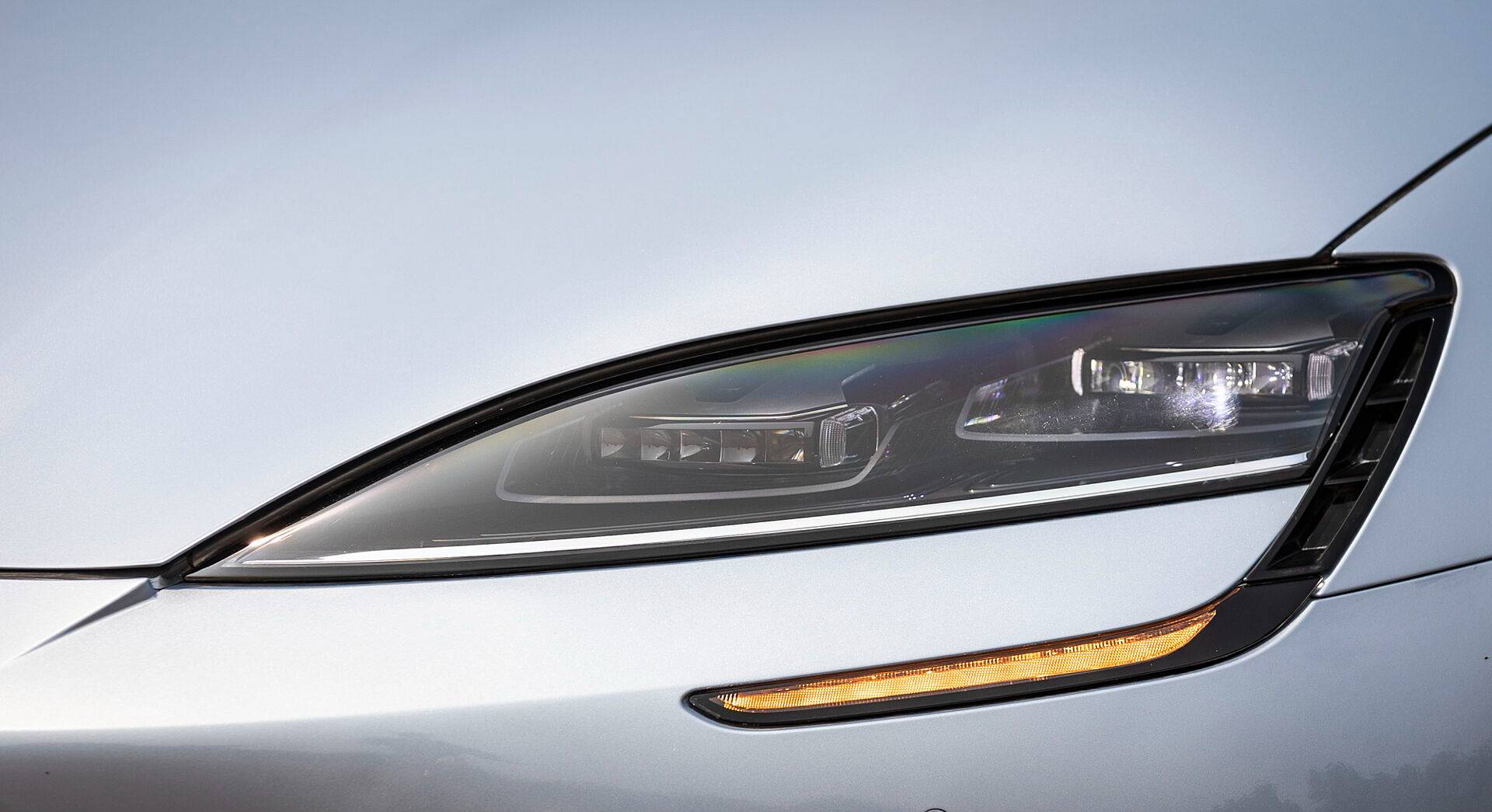 BYD Seal exterior view 8
