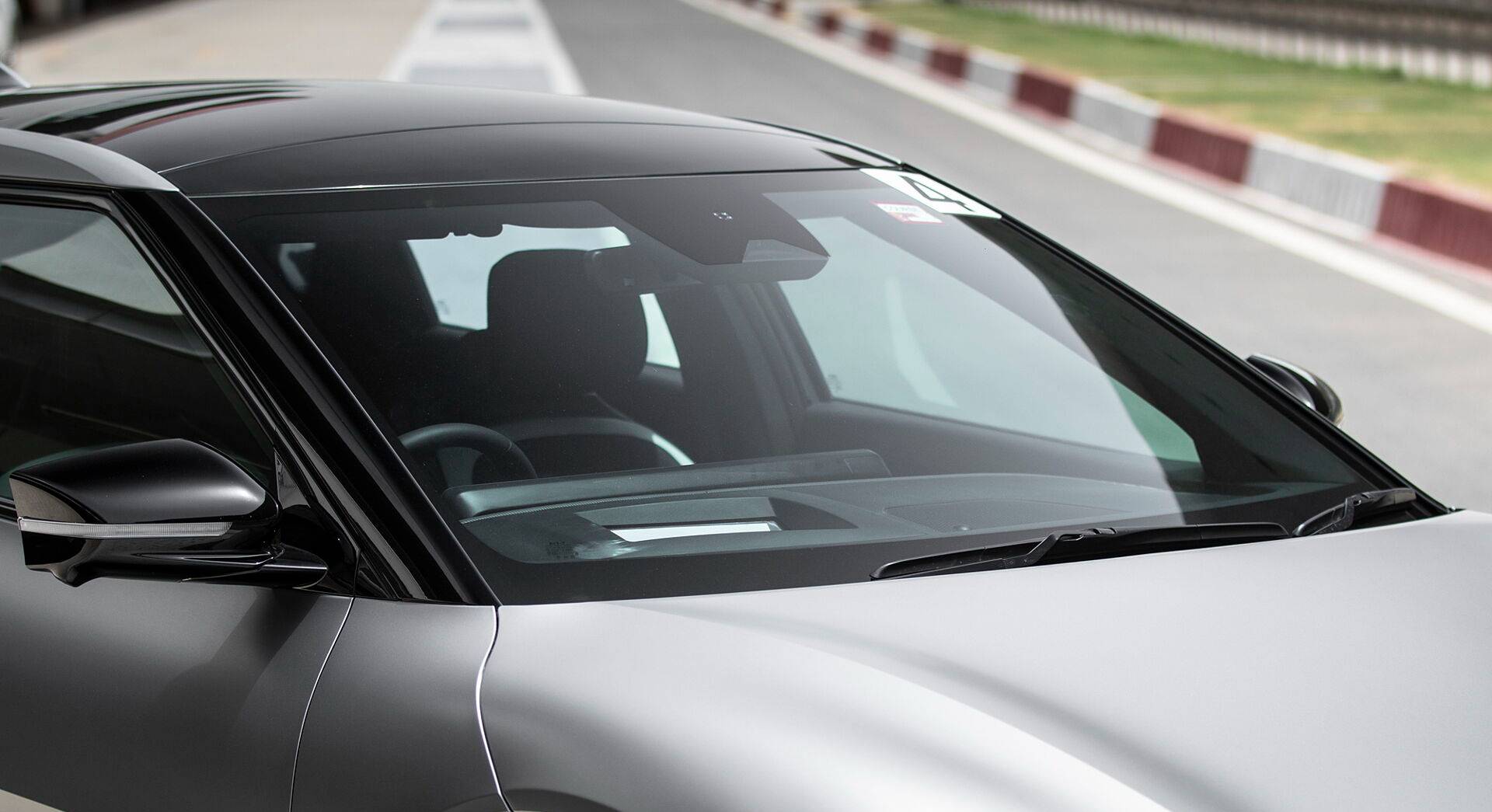 Kia EV6 exterior view 7