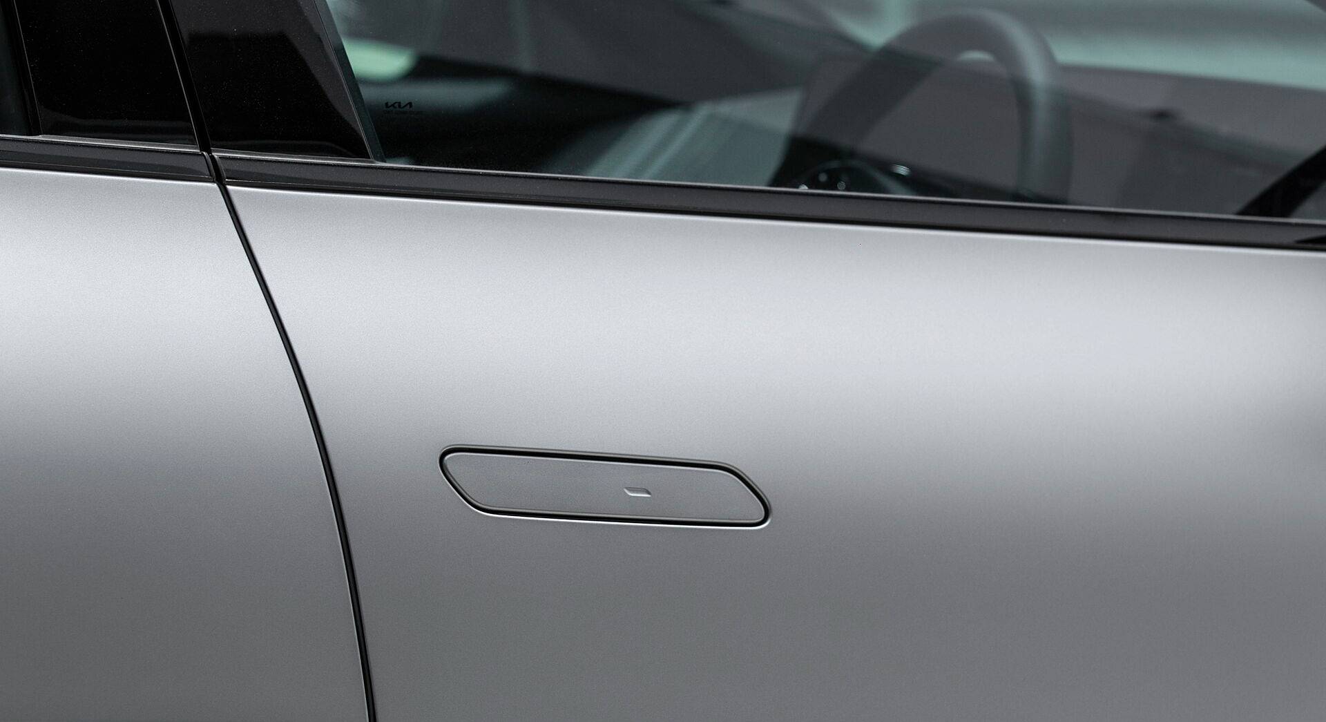 Kia EV6 exterior view 10