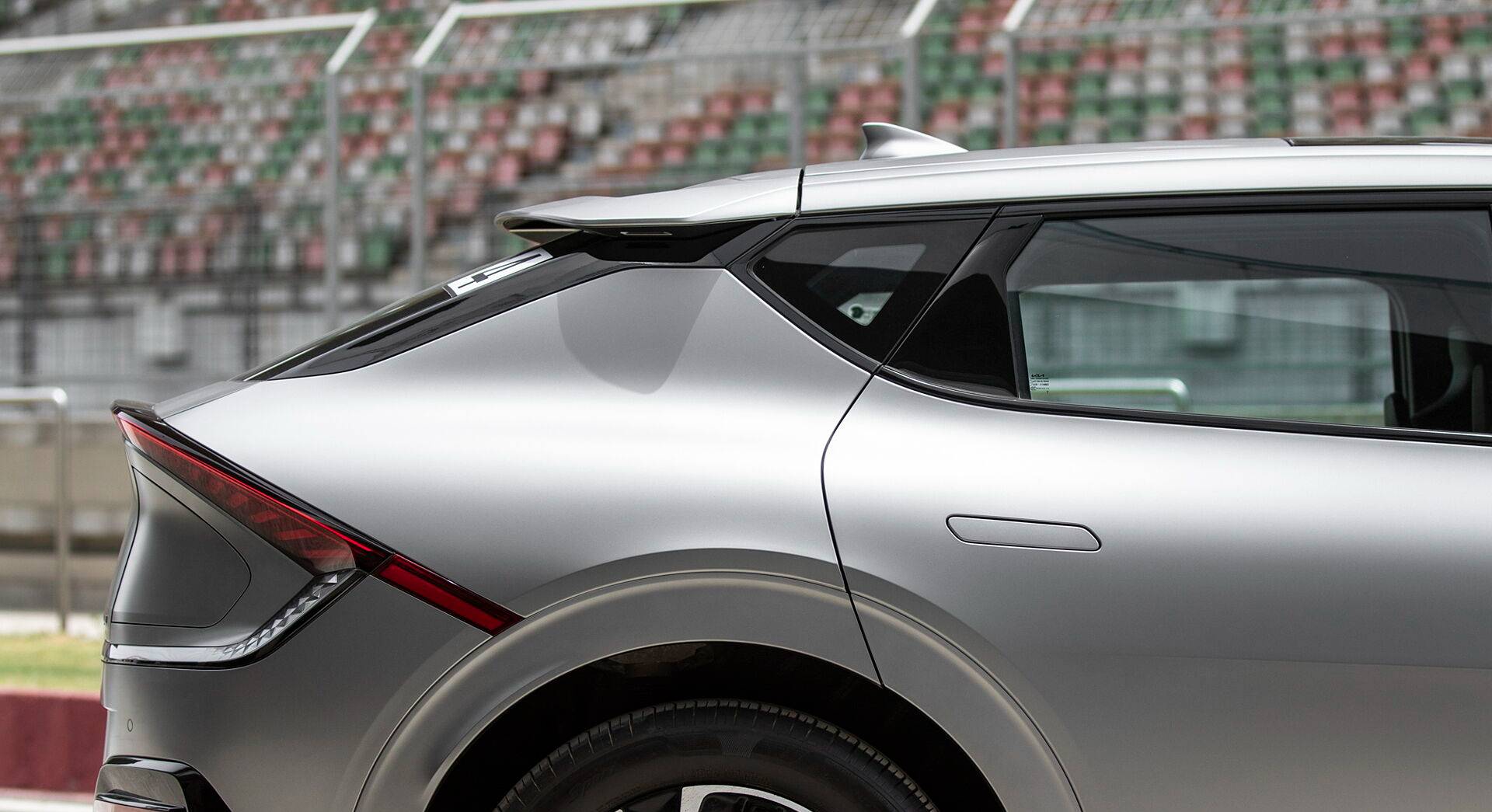 Kia EV6 exterior view 12