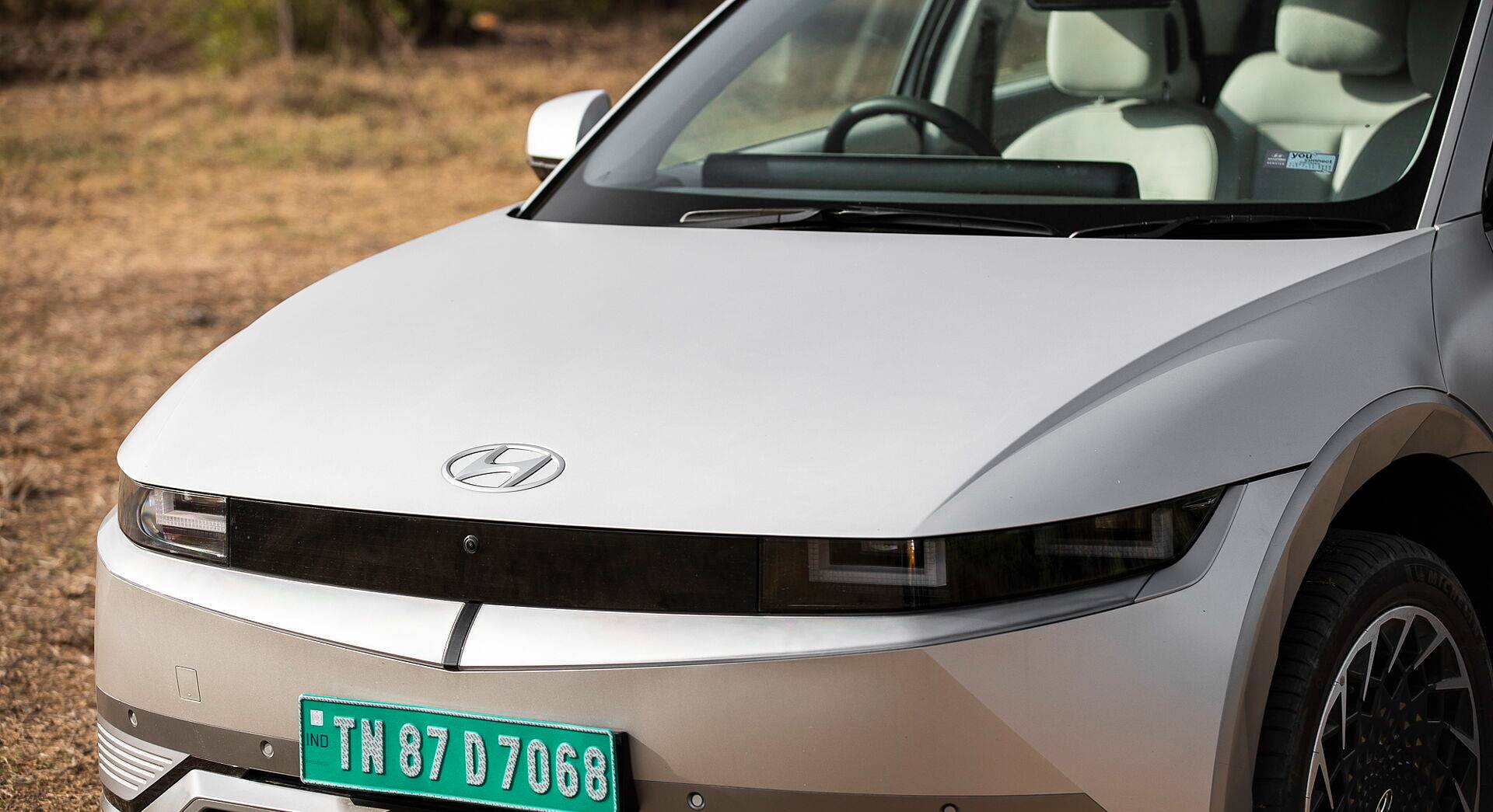 Hyundai Ioniq 5 exterior view 3