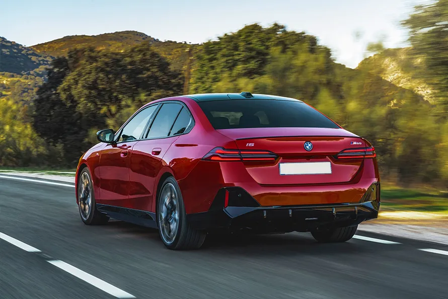 BMW i5 M60 xDrive exterior view 7