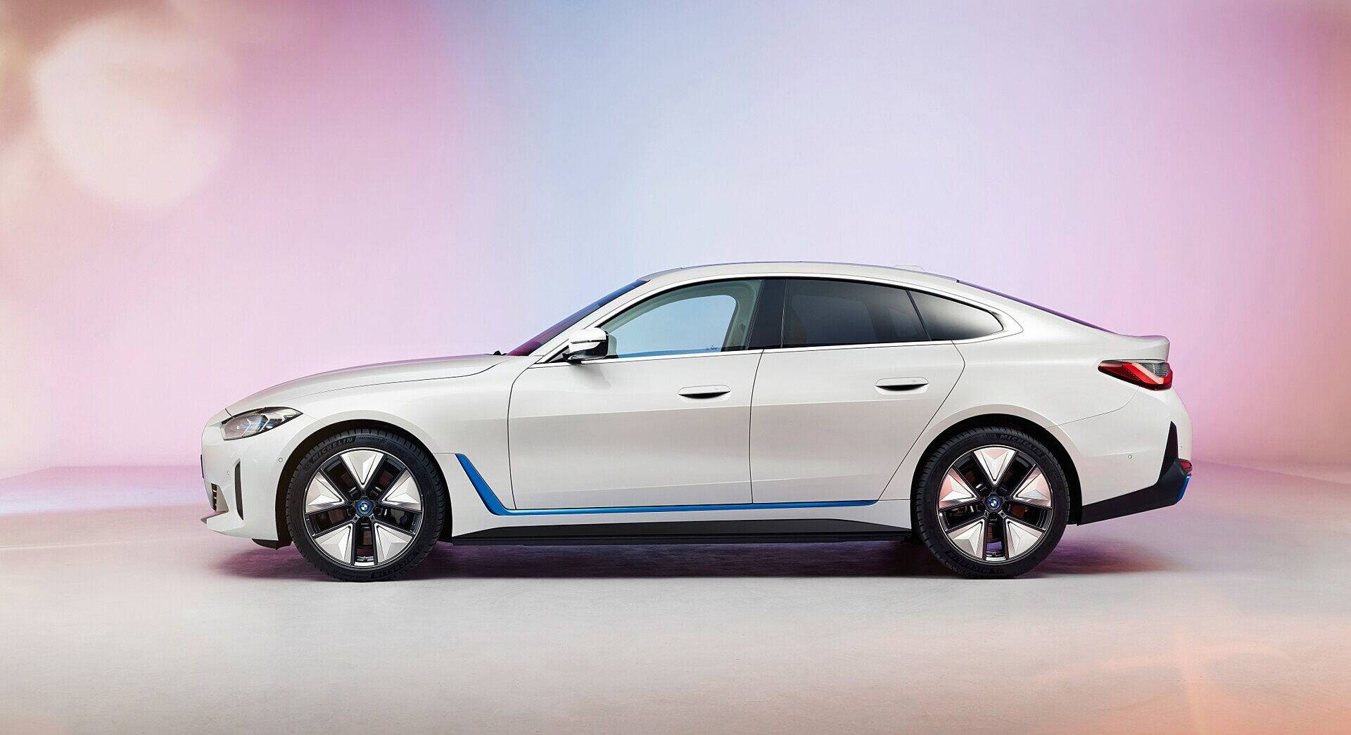 BMW i4 exterior view 4
