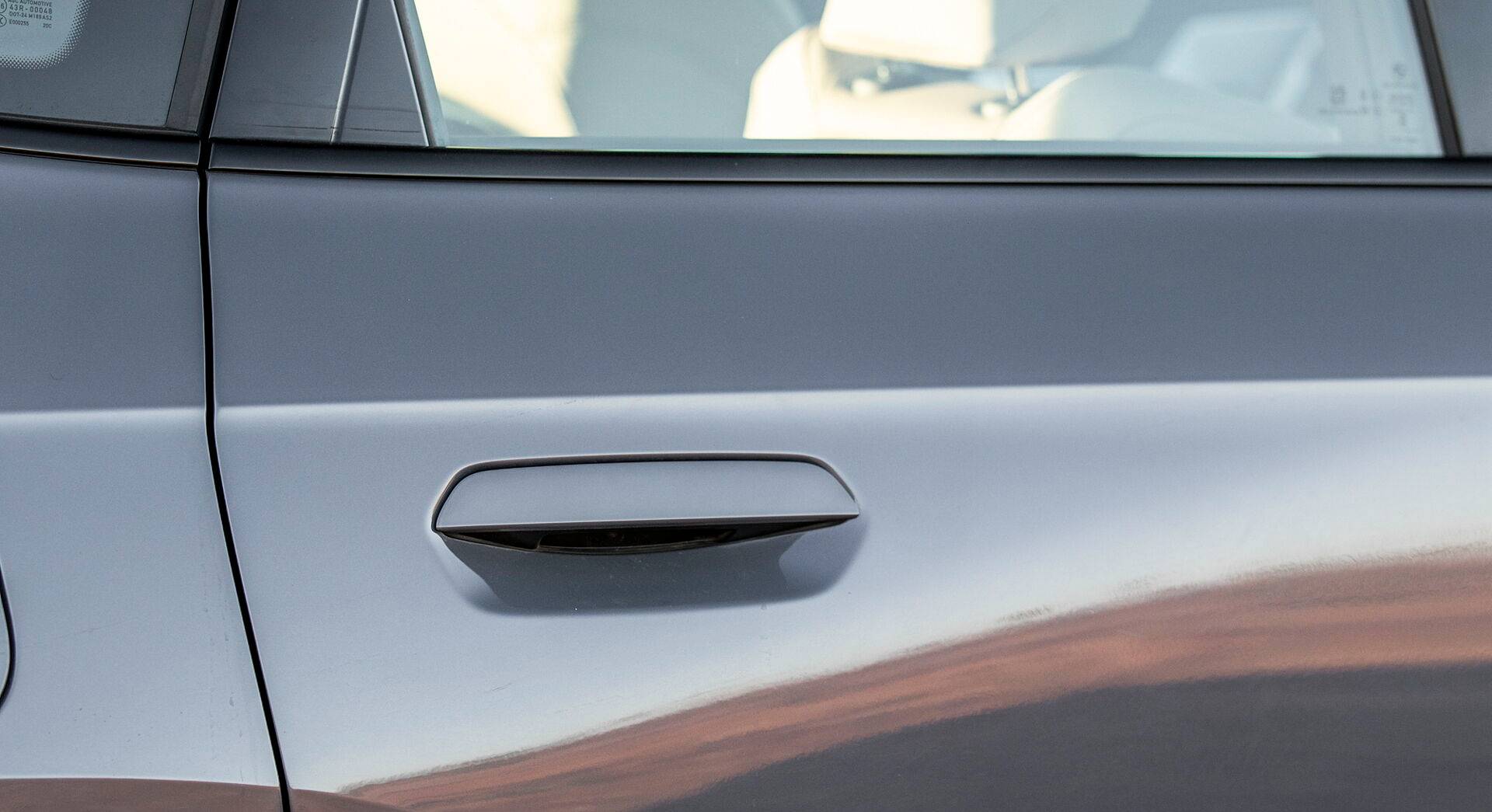 BMW iX1 exterior view 11