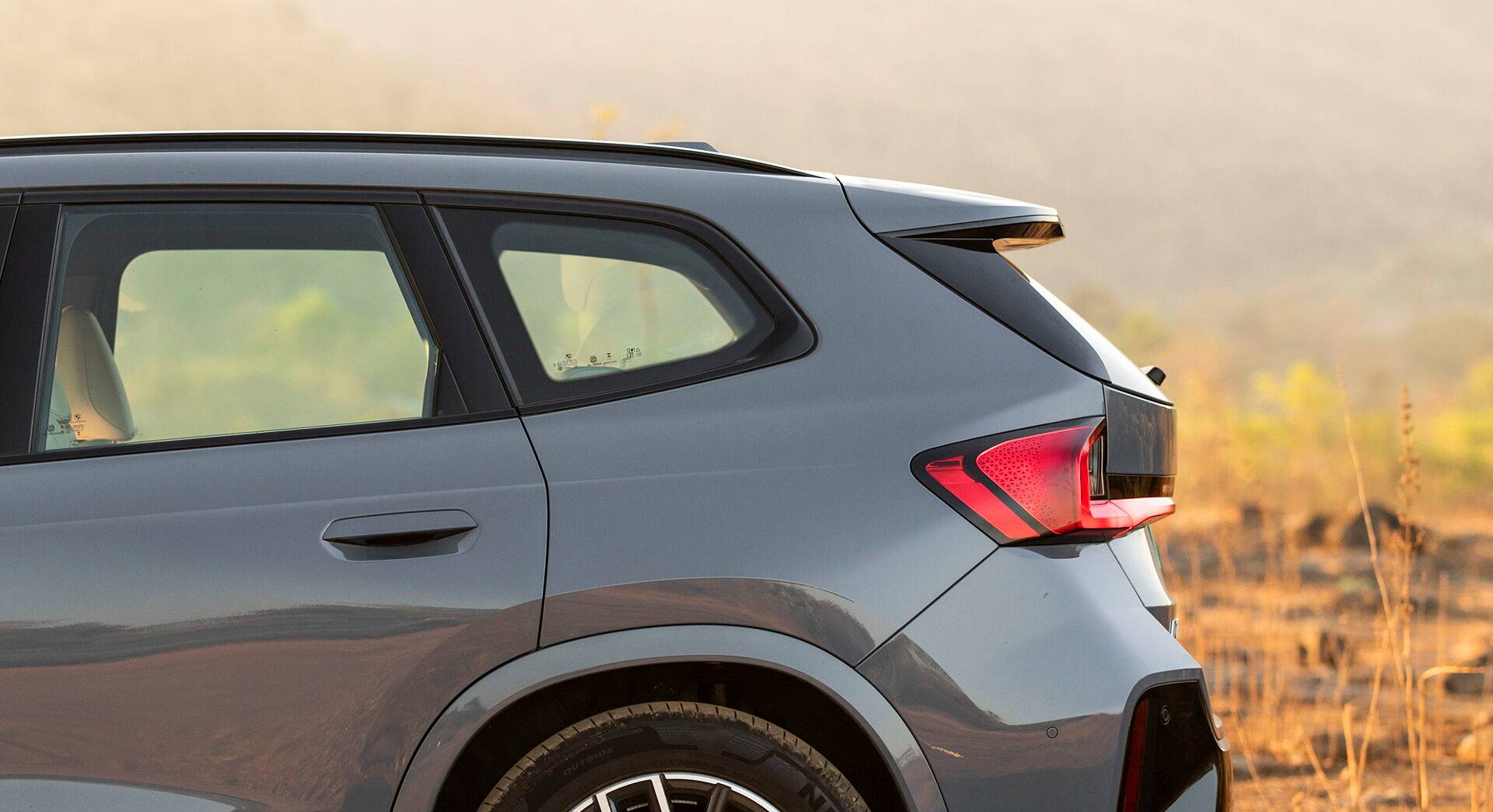 BMW iX1 exterior view 16