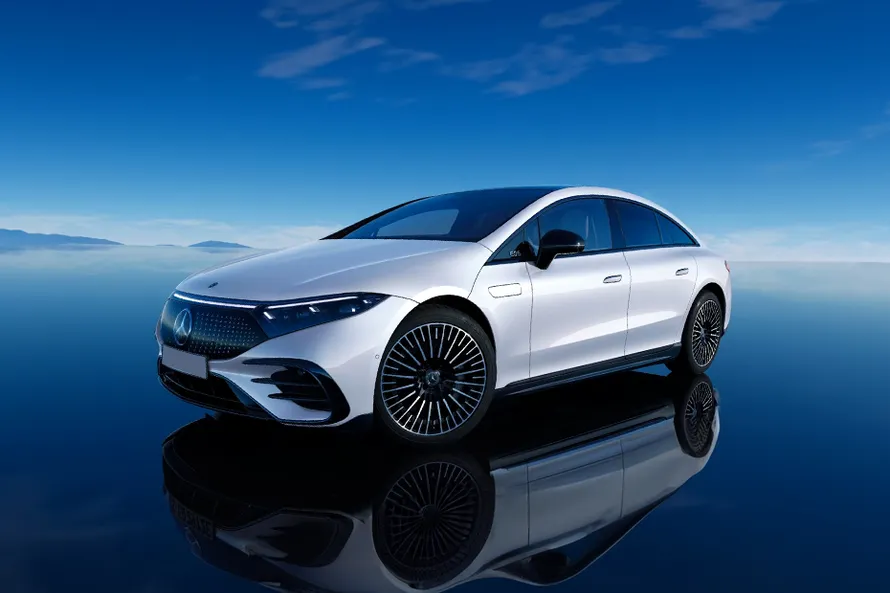 Mercedes-Benz EQS 580 4Matic exterior view 5