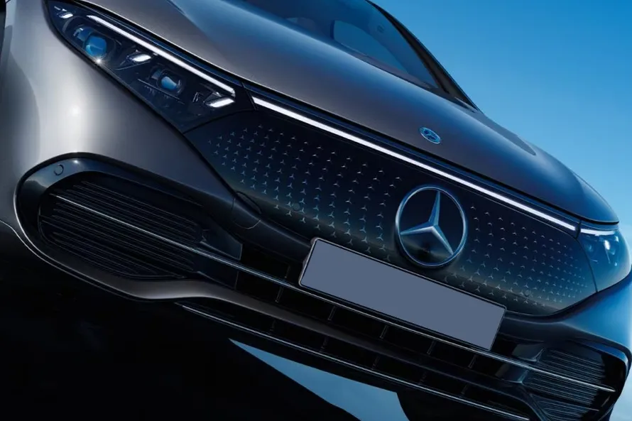 Mercedes-Benz EQS 580 4Matic exterior view 2