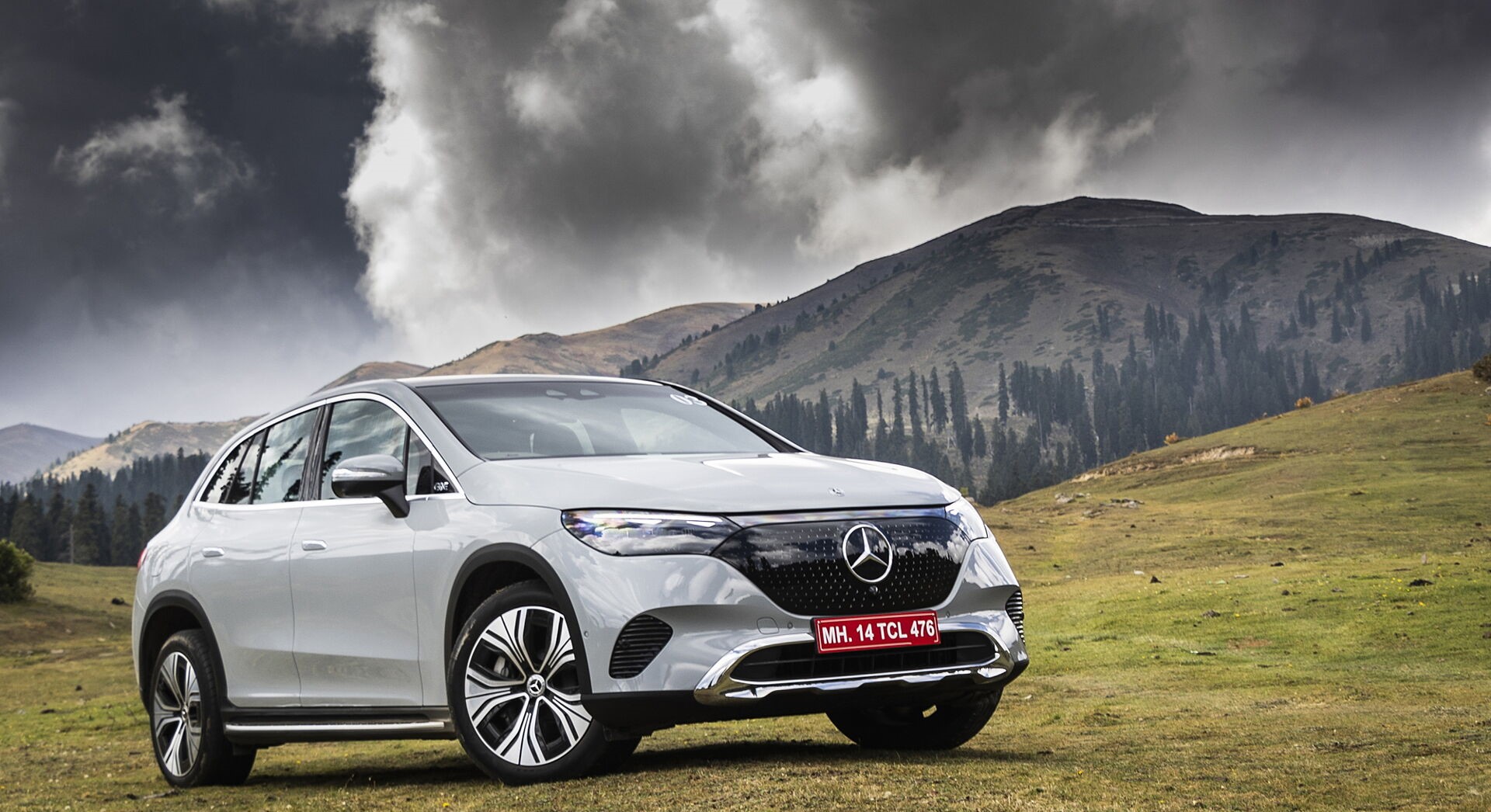 Mercedes-Benz EQE 500 4Matic exterior view 1