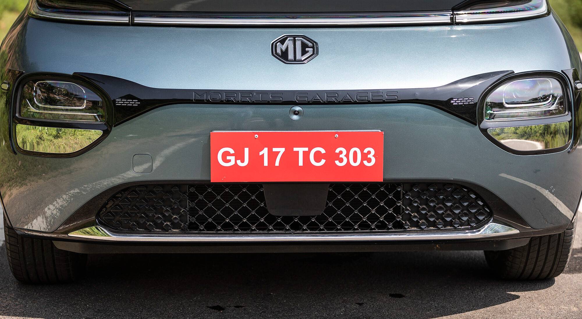 MG Windsor EV exterior view 3