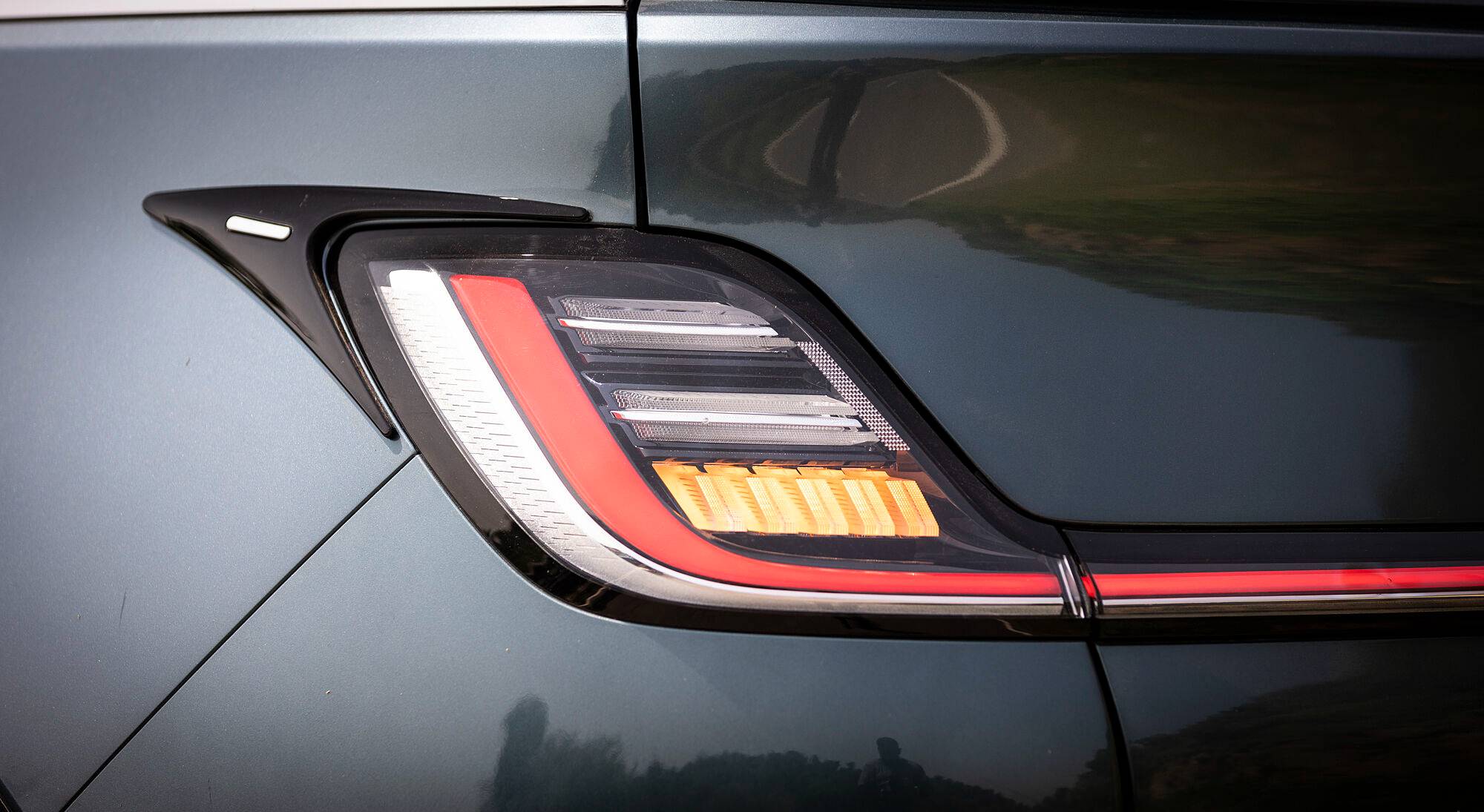 MG Windsor EV exterior view 18