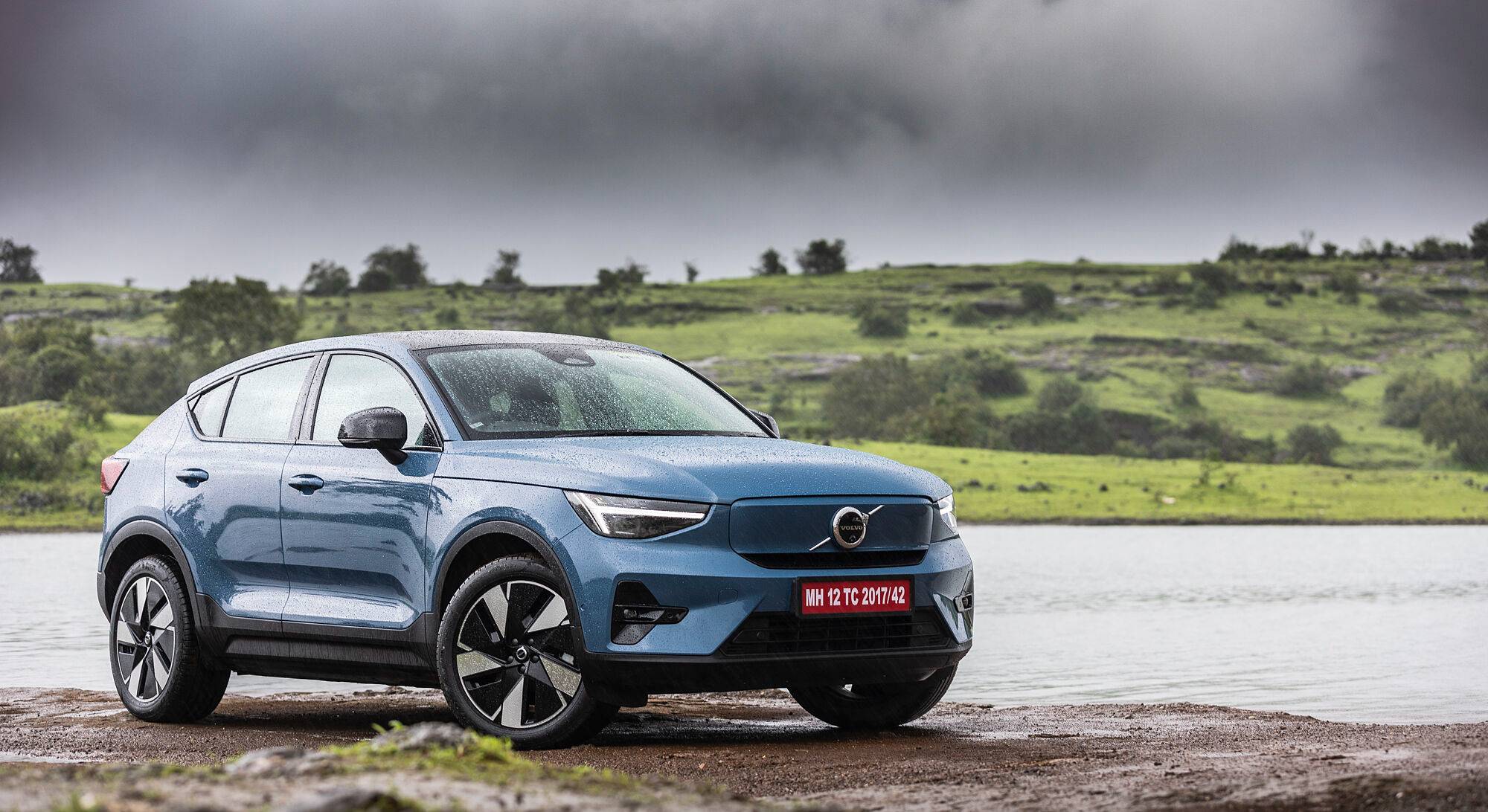 Volvo C40 Recharge exterior view 1