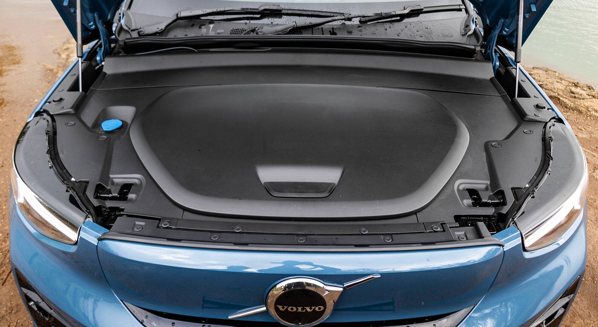 Volvo C40 Recharge exterior view 10