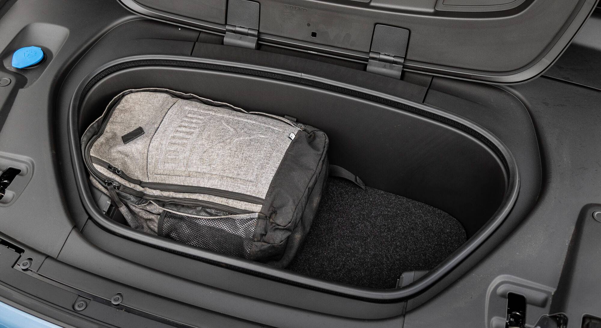 Volvo C40 Recharge exterior view 12