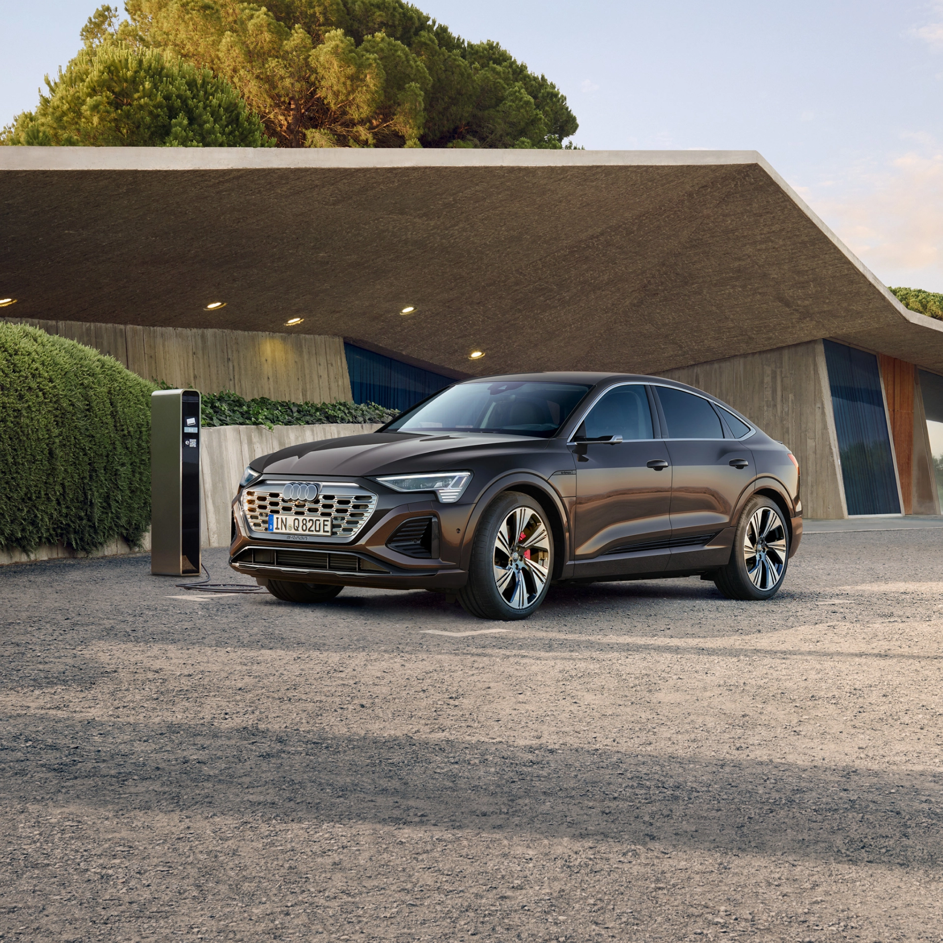 Audi Q8 e-tron Sportback exterior view 4