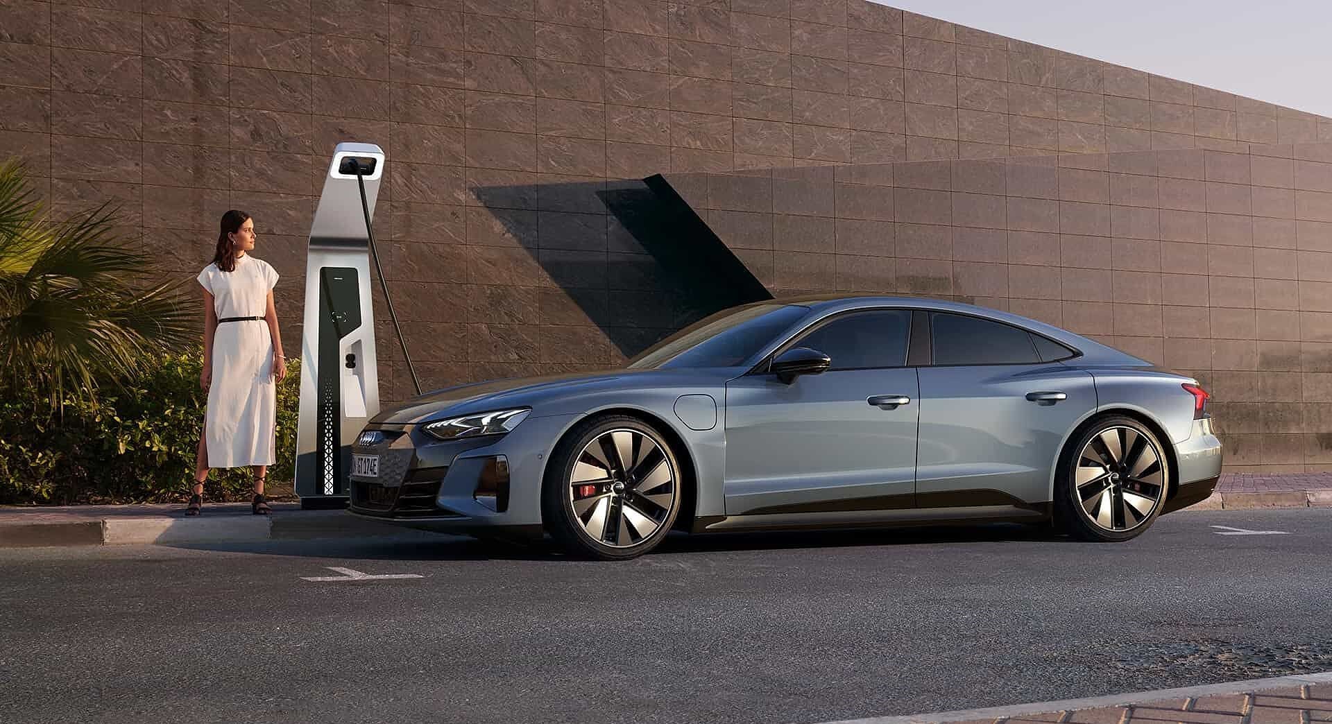 Audi e-tron GT exterior view 4