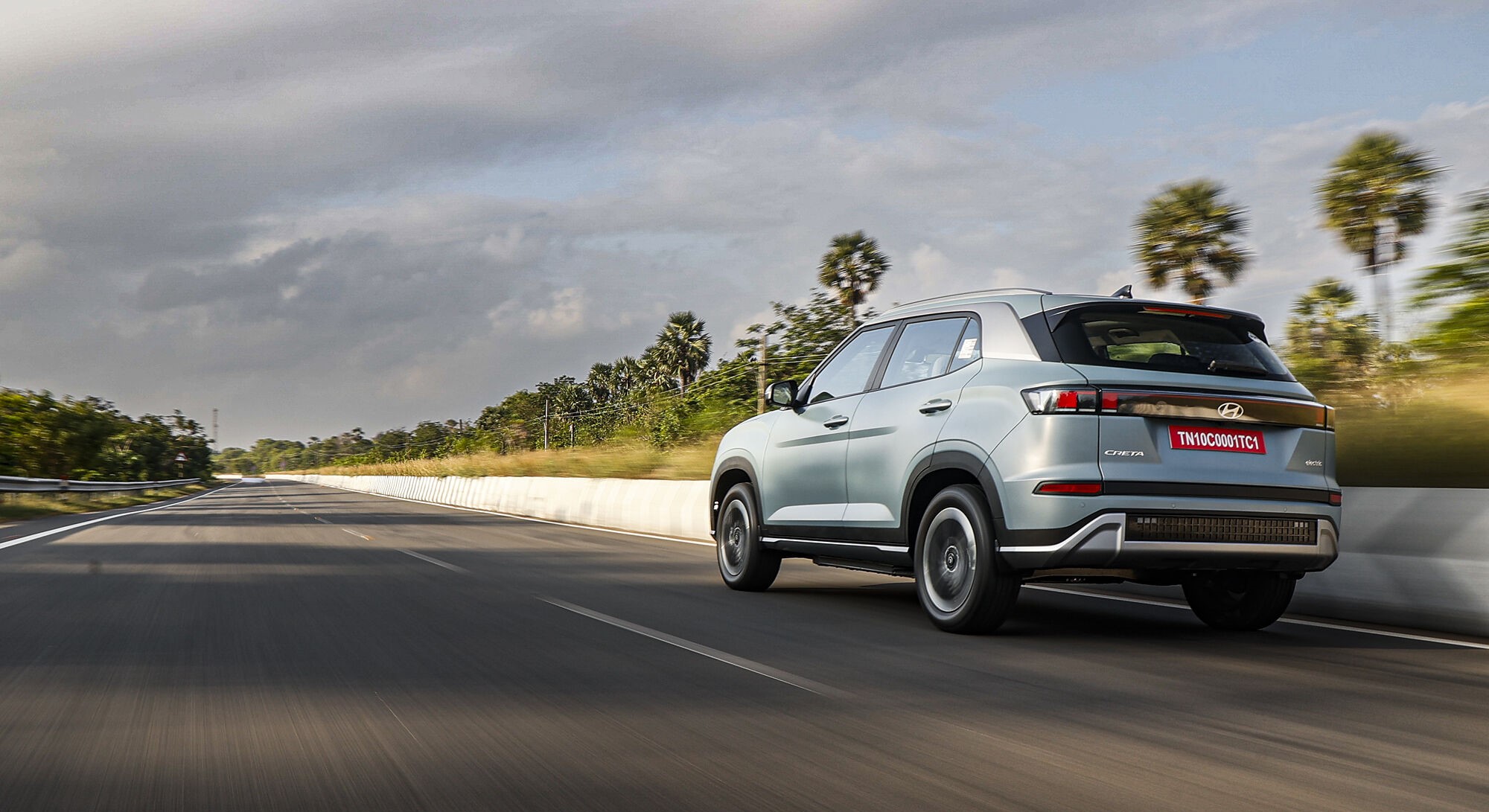 Hyundai Creta Electric exterior view 17