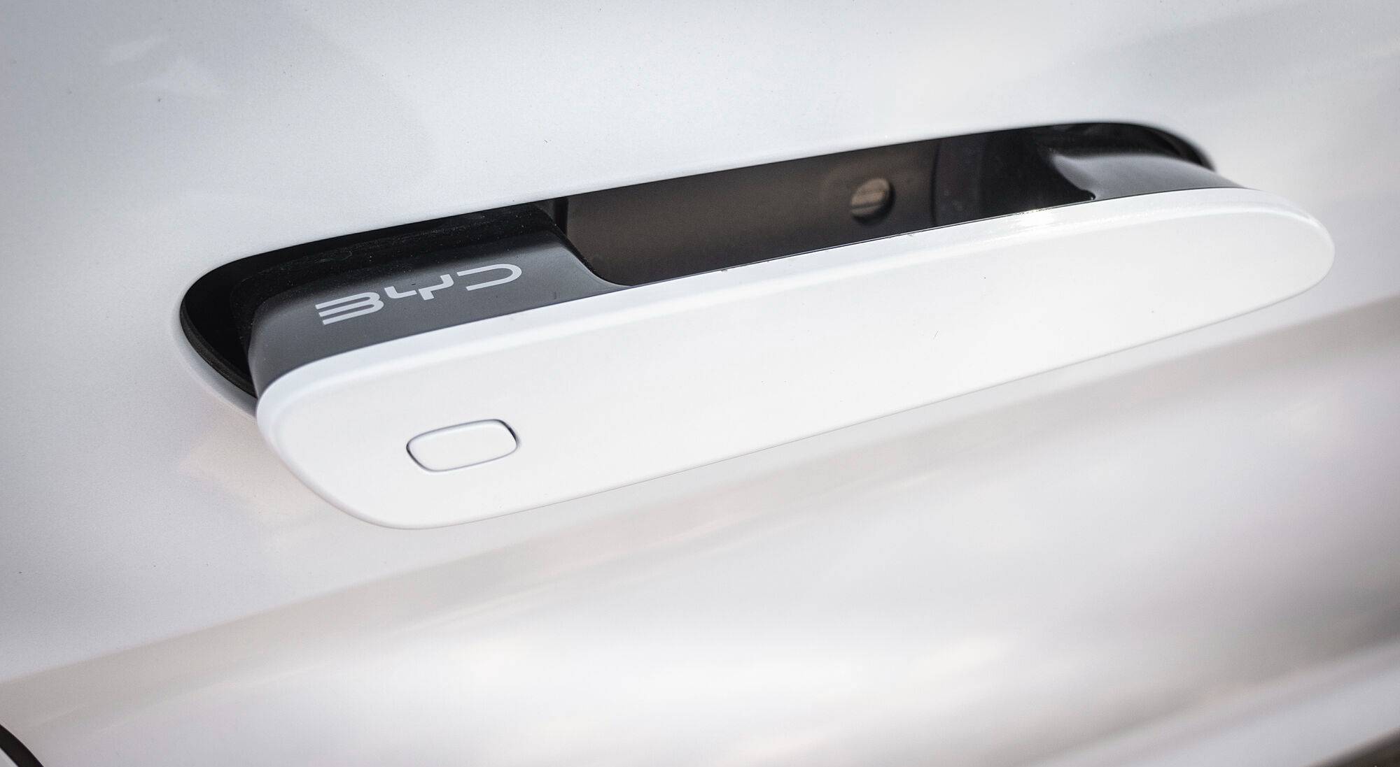 BYD Sealion 7 exterior view 8