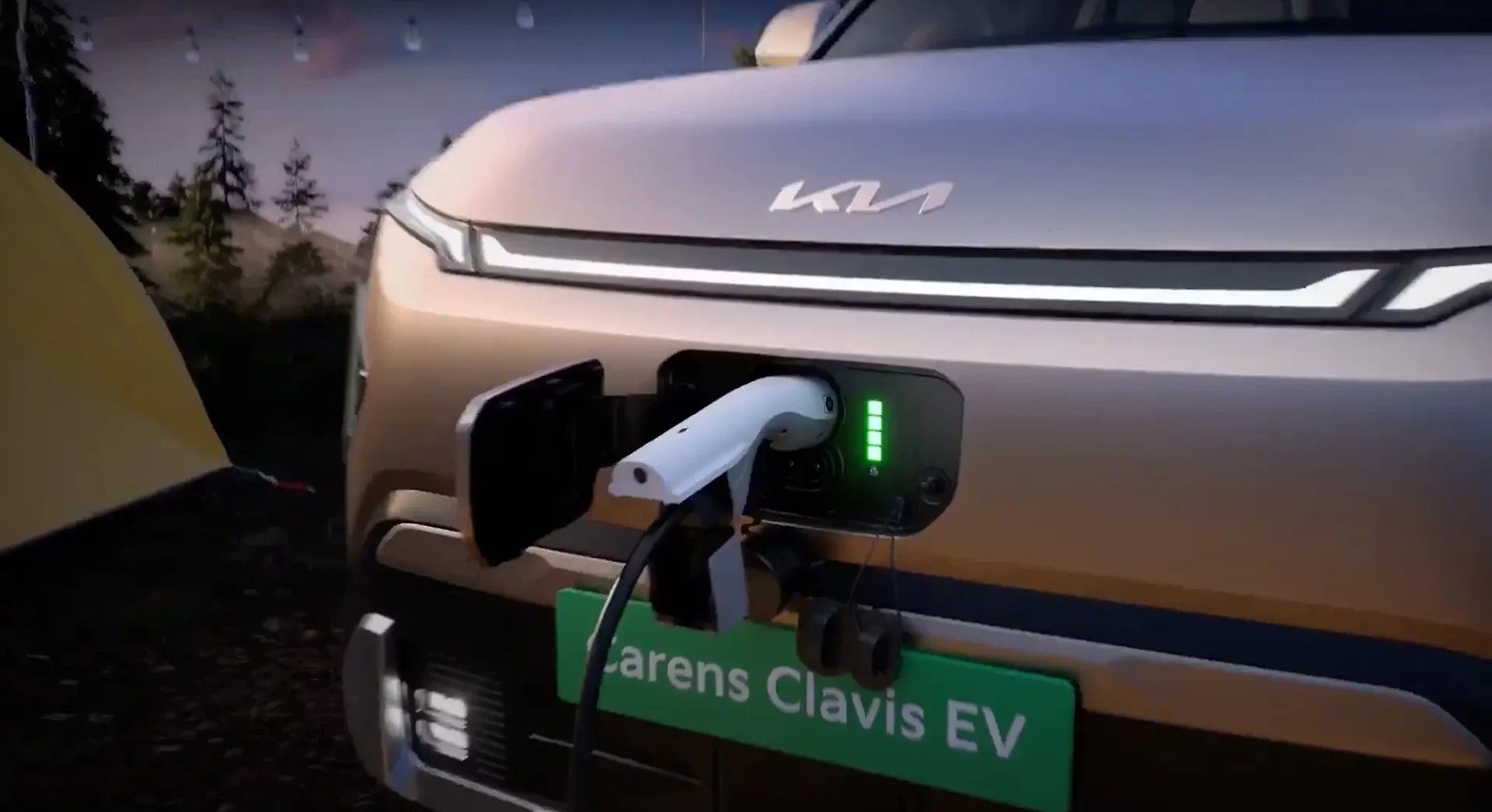Kia Carens Clavis EV exterior view 4