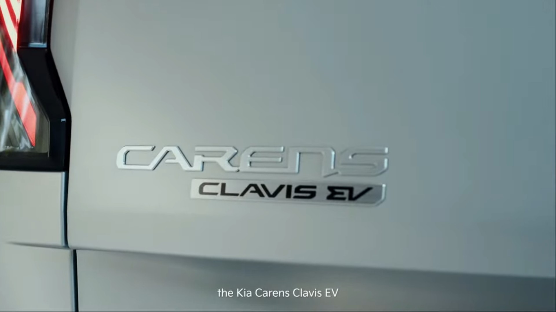 Kia Carens Clavis EV exterior view 5
