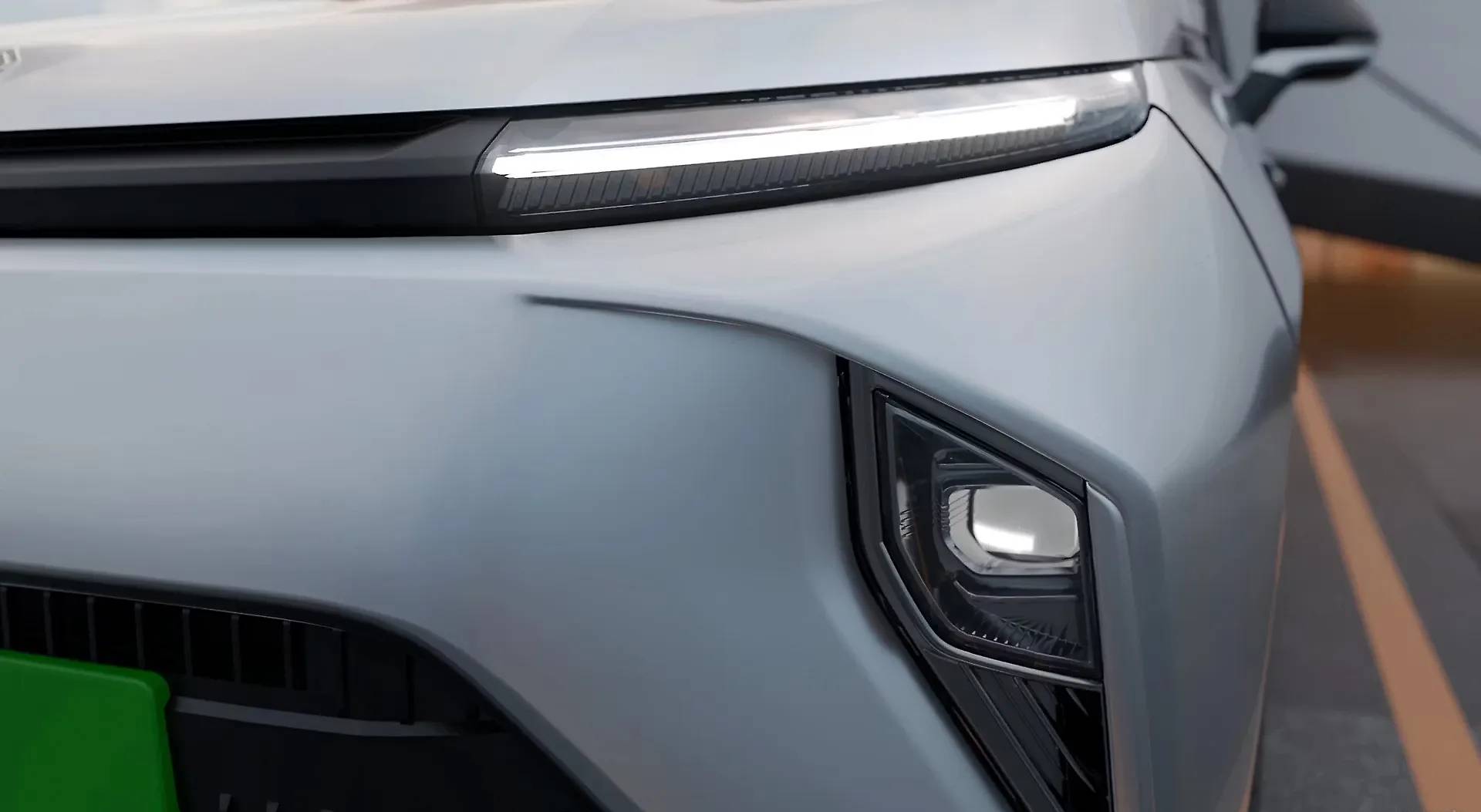 MG M9 exterior view 3
