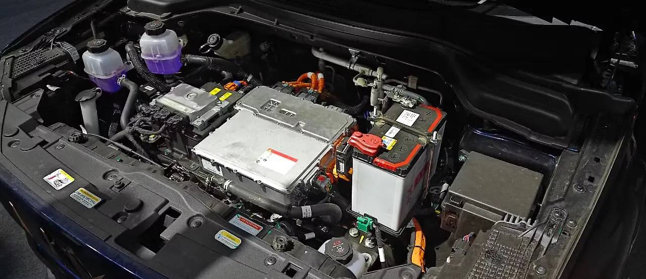 Mahindra 3XO EV exterior view 4