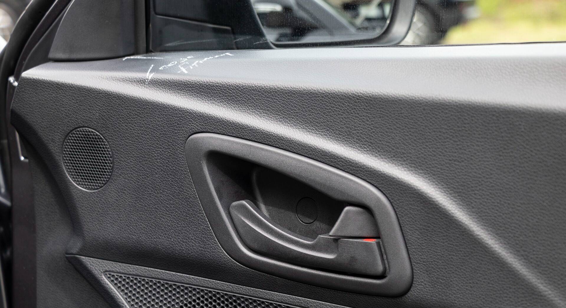 Mahindra XUV400 EV interior view 20
