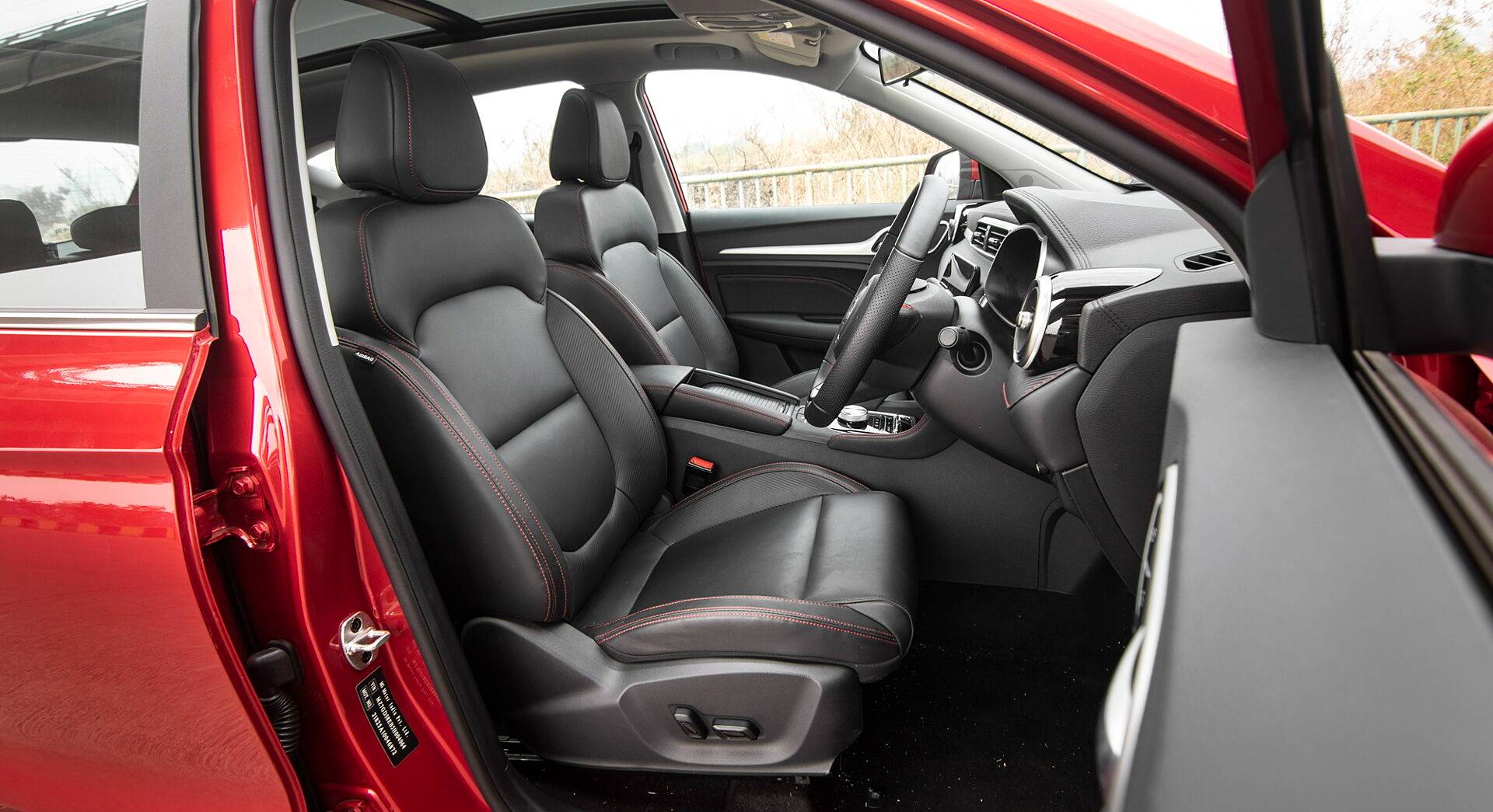 MG ZS EV interior view 31