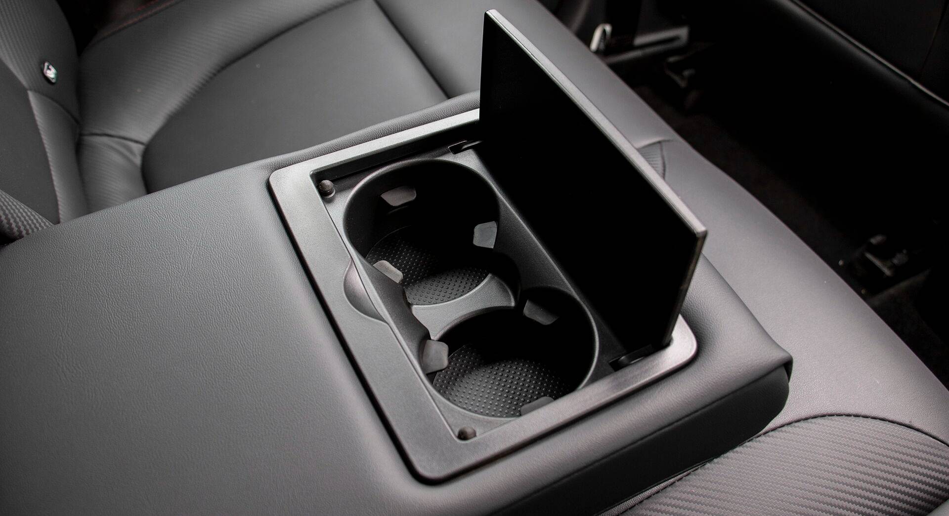 MG ZS EV interior view 5