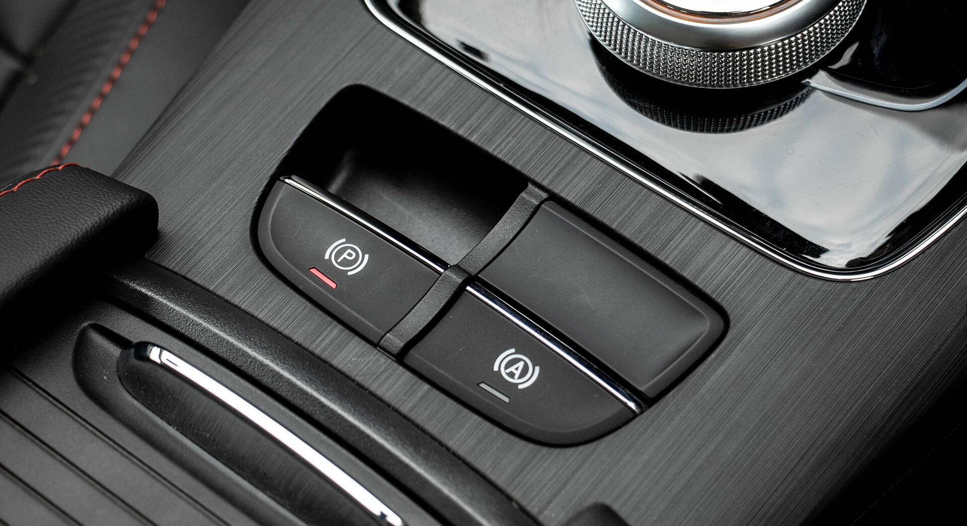 MG ZS EV interior view 17