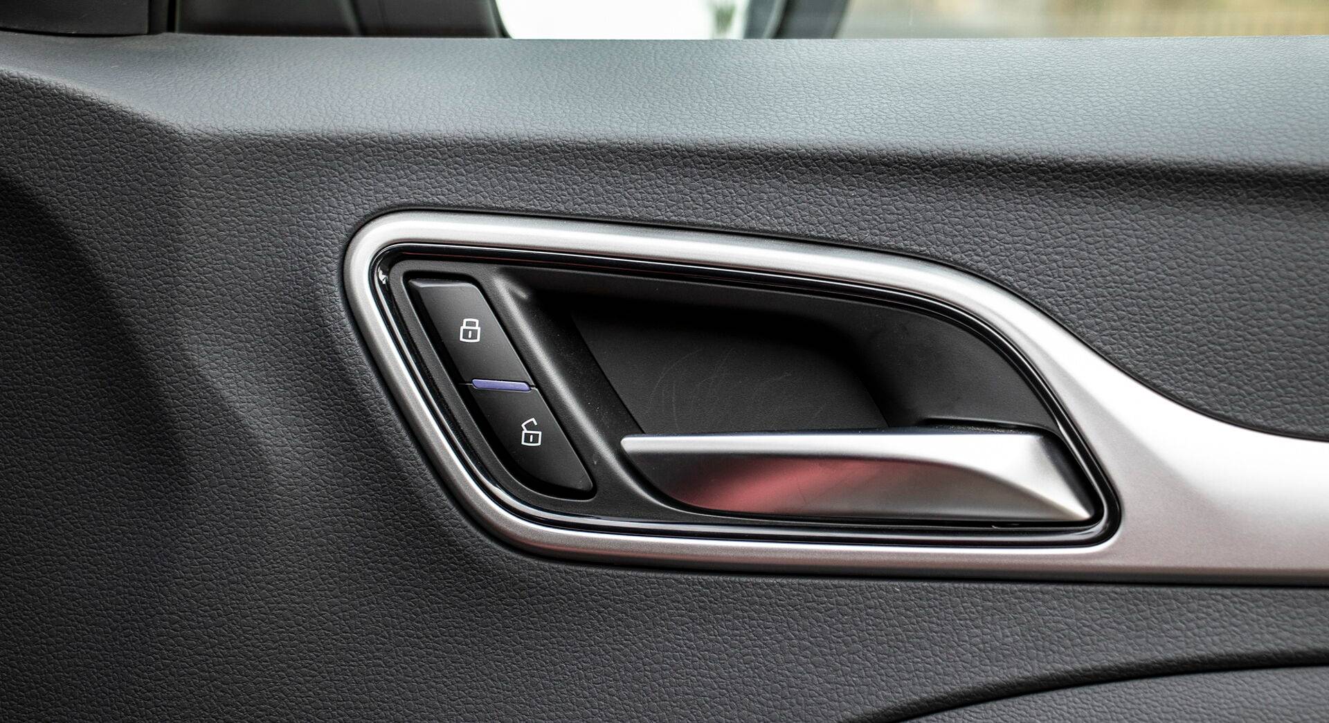 MG ZS EV interior view 56