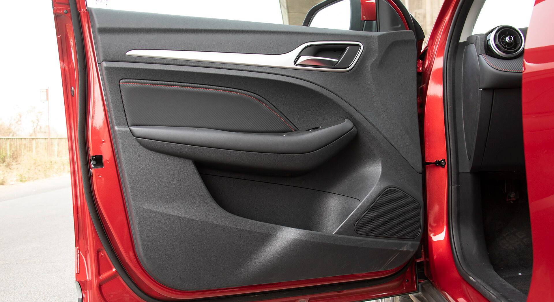 MG ZS EV interior view 6