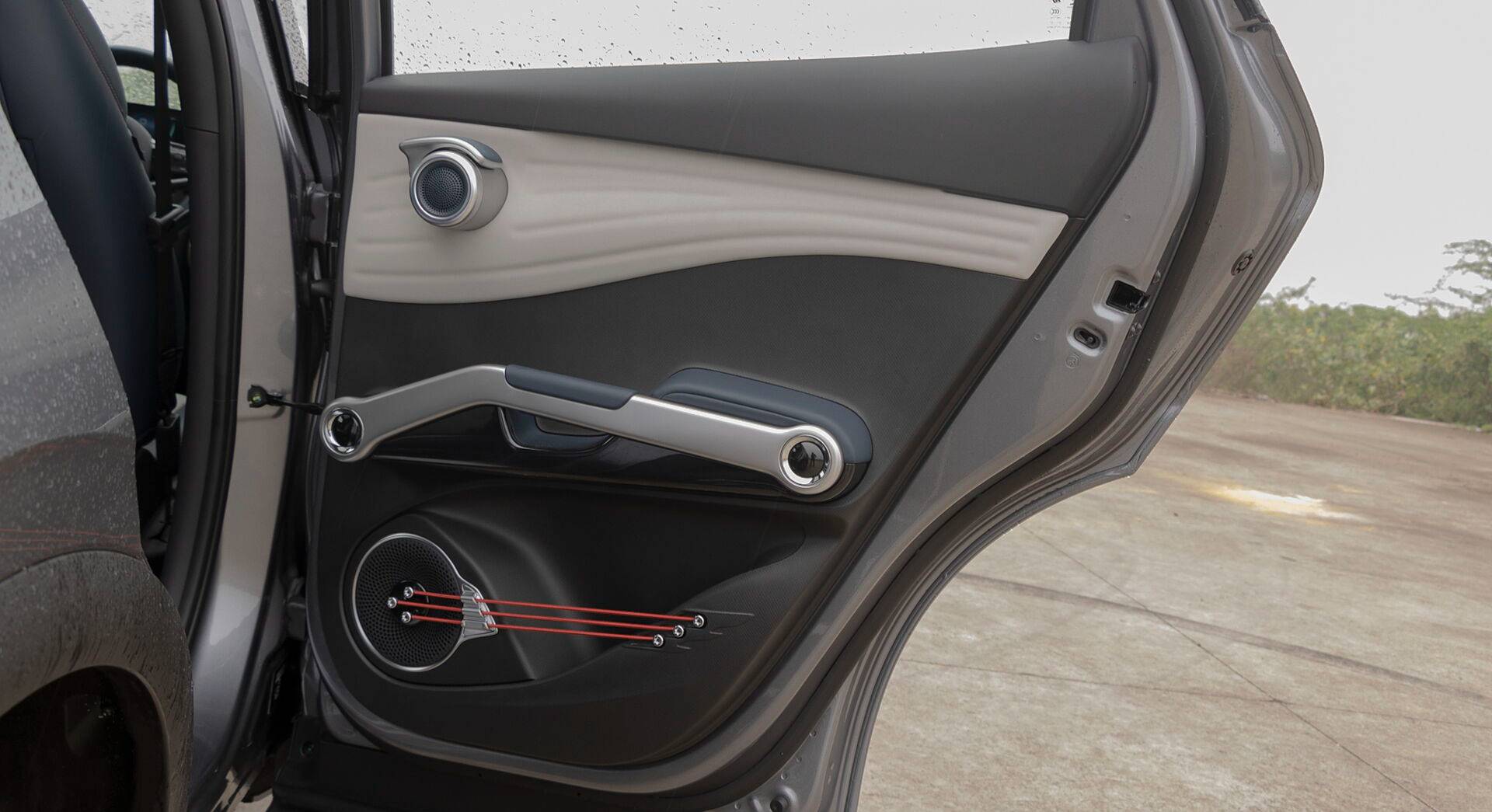 BYD ATTO 3 interior view 48
