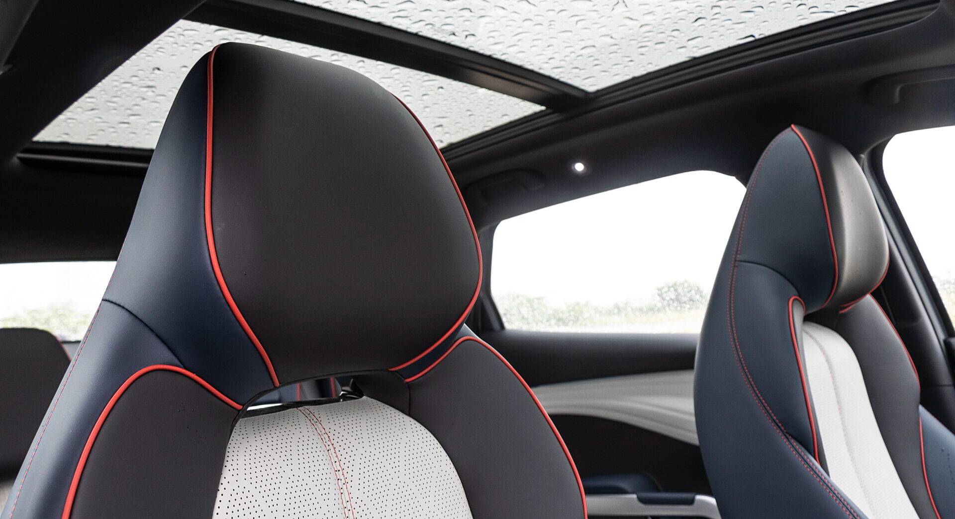 BYD ATTO 3 interior view 51