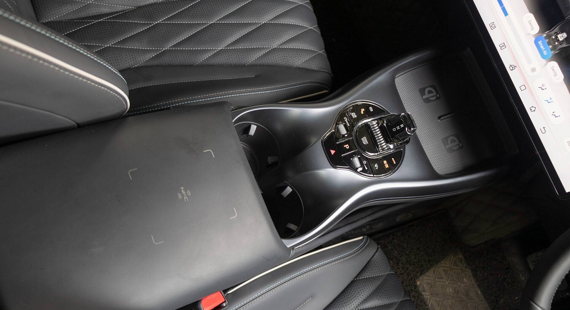 BYD Seal interior view 12