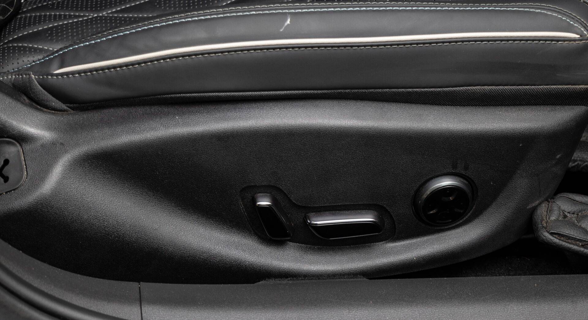 BYD Seal interior view 34