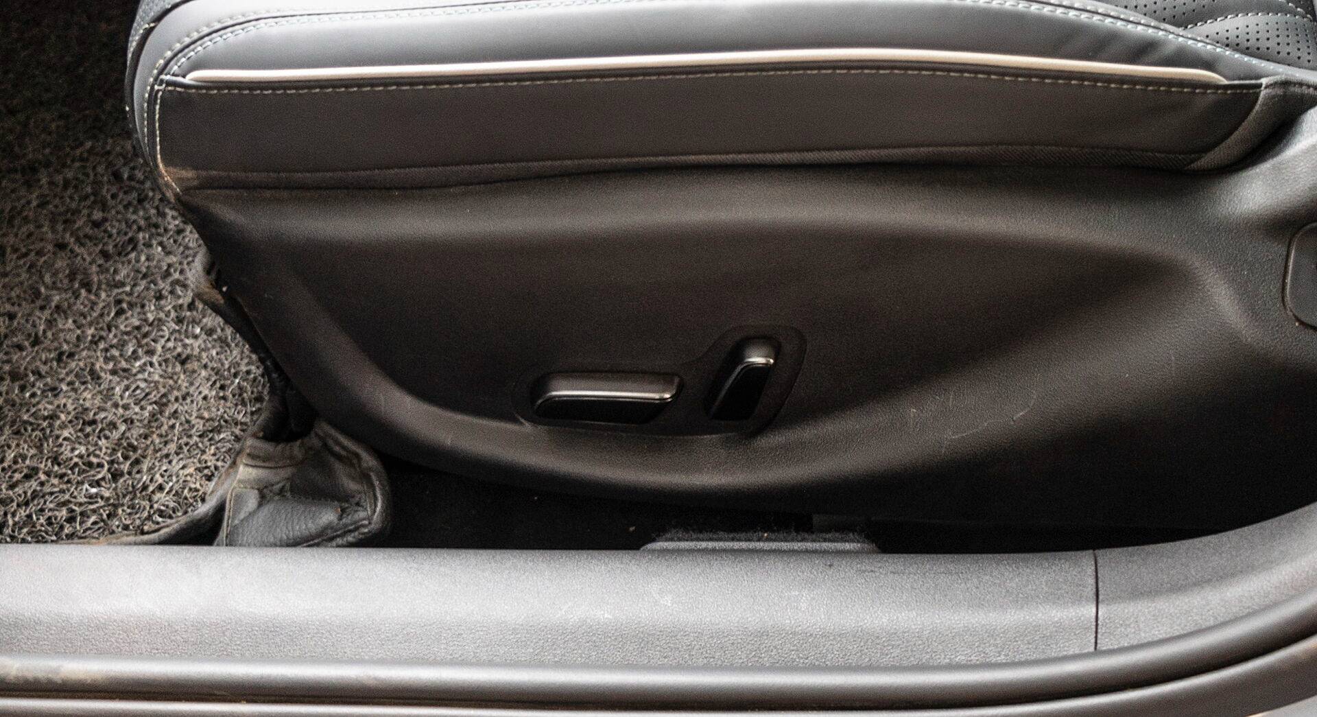 BYD Seal interior view 38