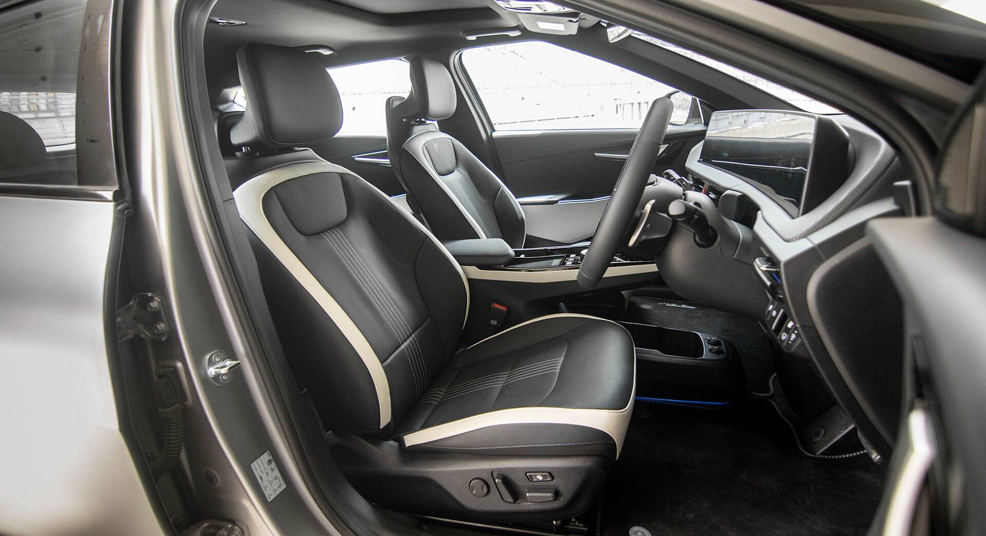 Kia EV6 interior view 14
