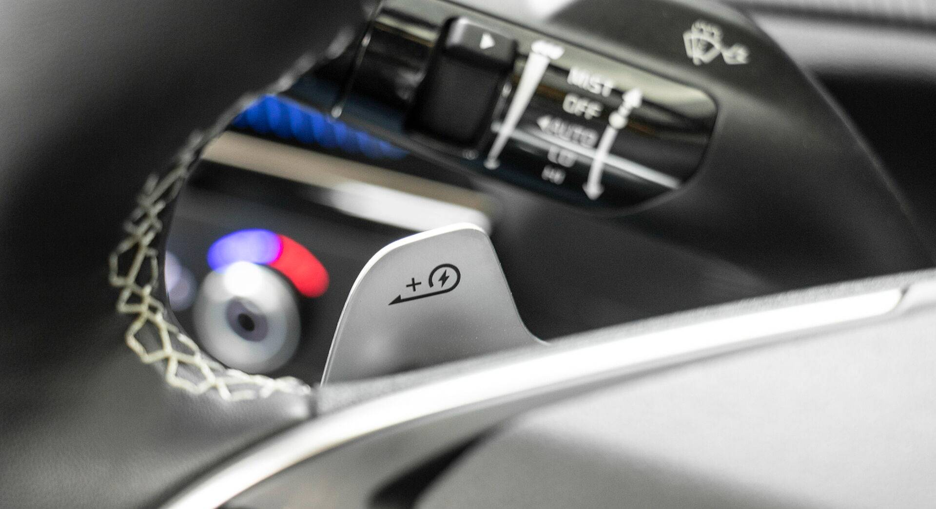 Kia EV6 interior view 18
