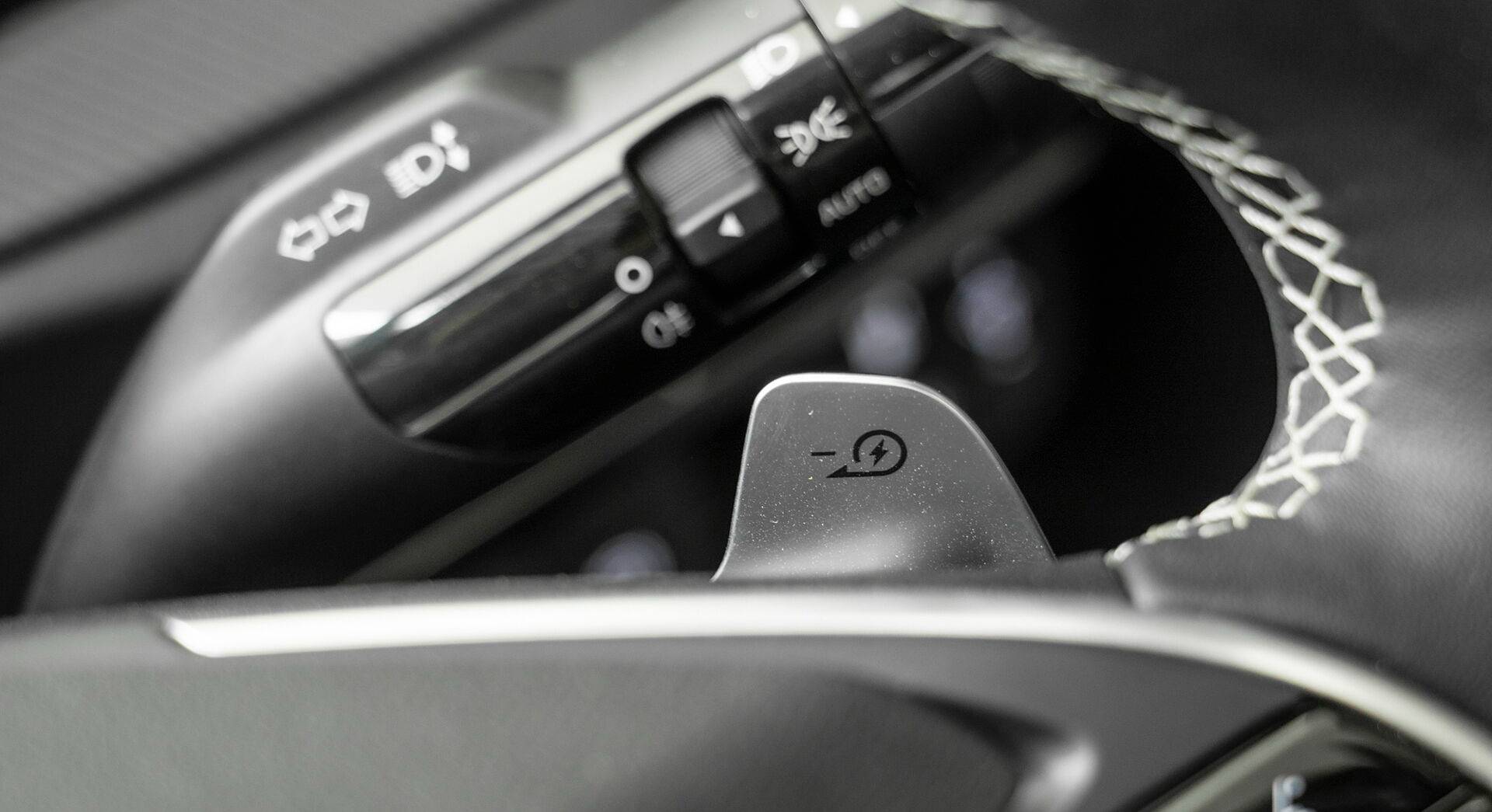 Kia EV6 interior view 19