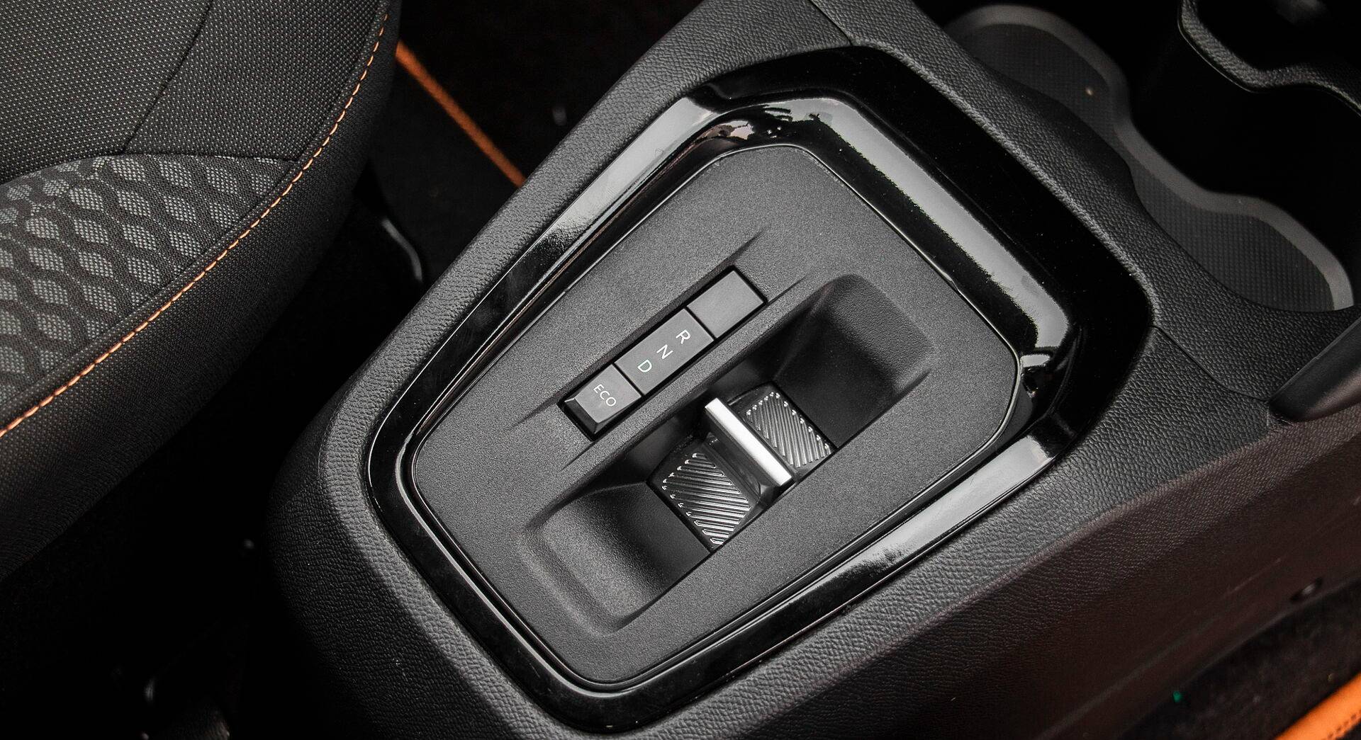 Citroen eC3 interior view 7
