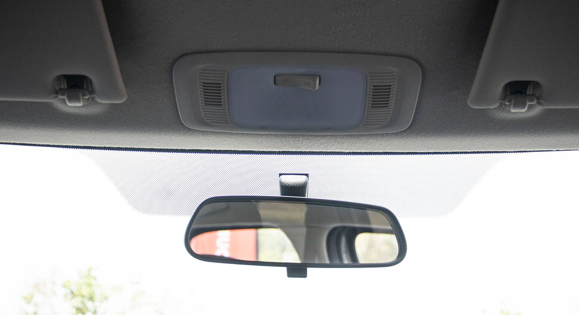 Citroen eC3 interior view 17