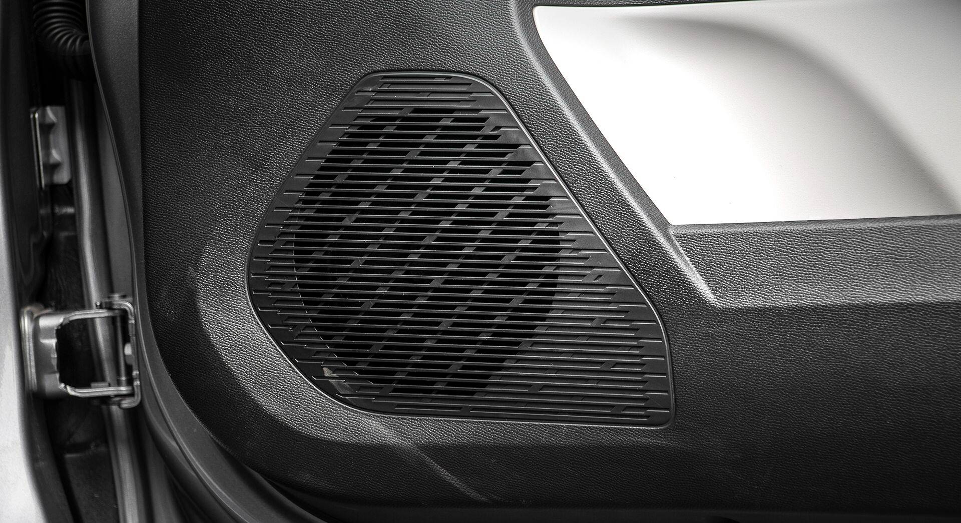 Citroen eC3 interior view 26