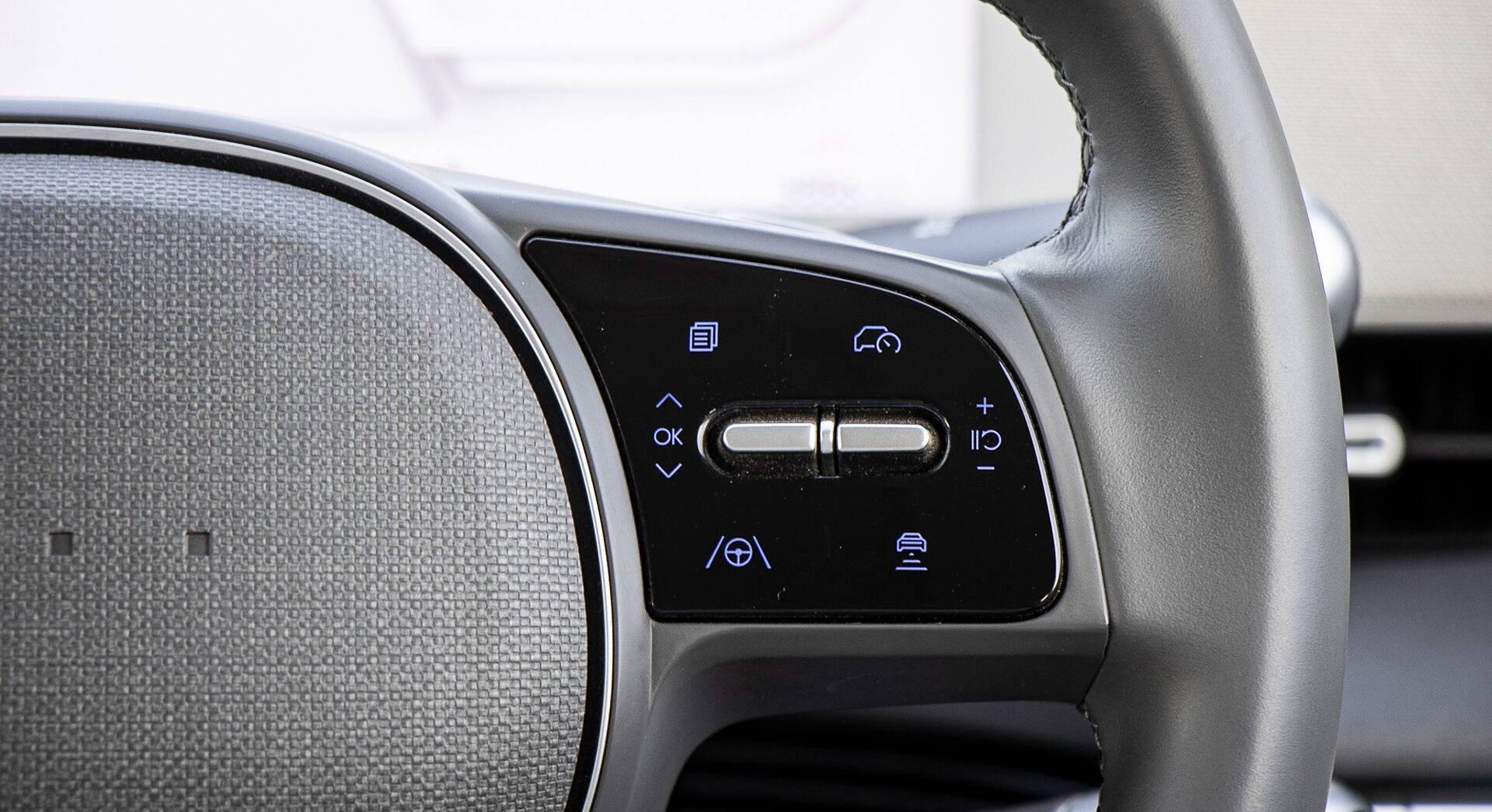 Hyundai Ioniq 5 interior view 9